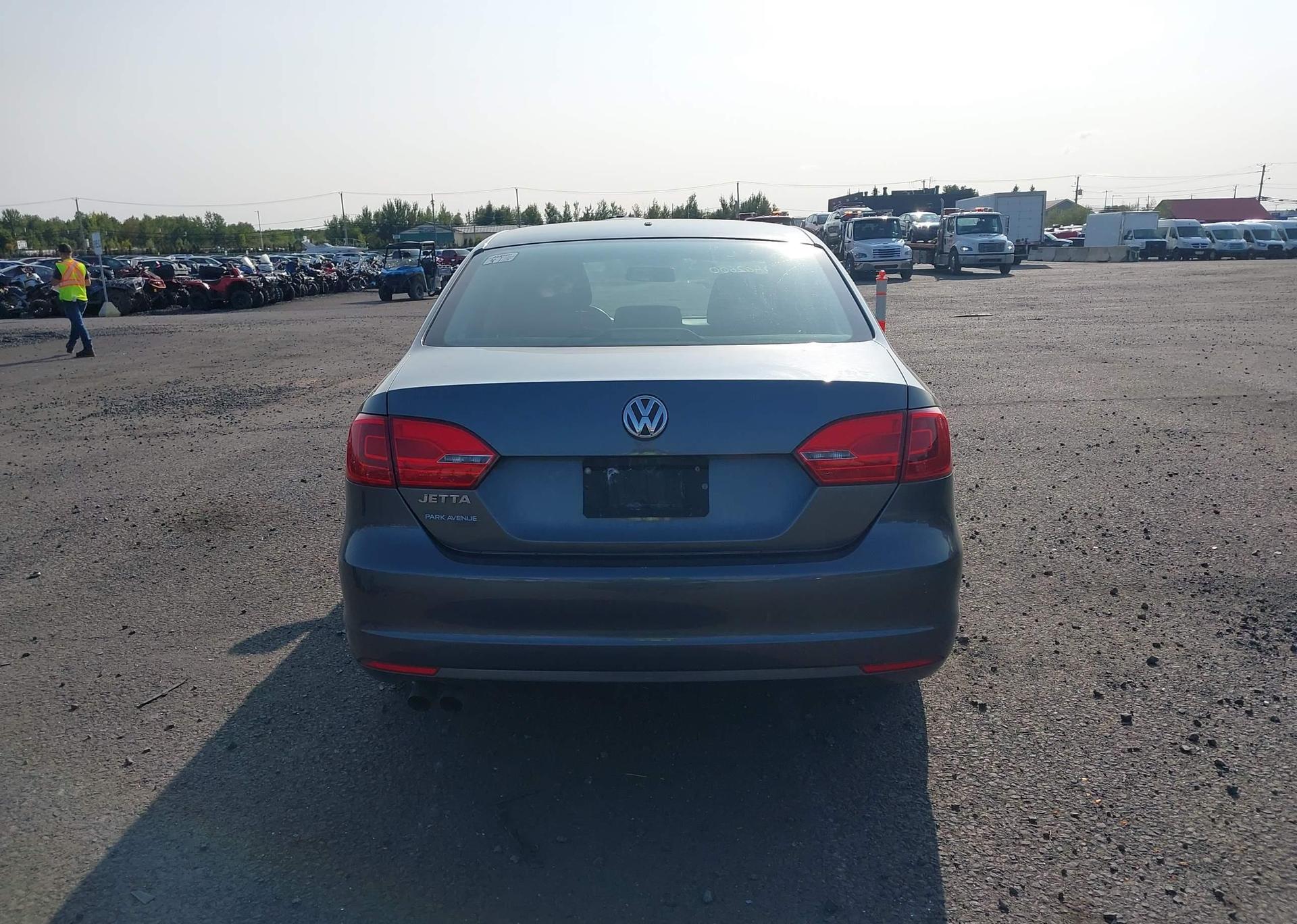 2014 VOLKSWAGEN JETTA 2.0L TRENDLINE+