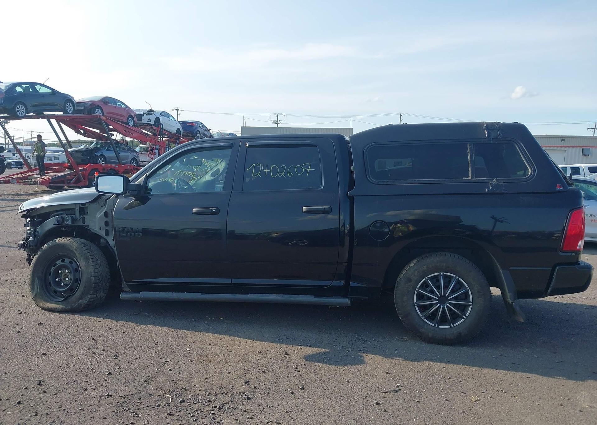 2023 RAM 1500 CLASSIC SLT