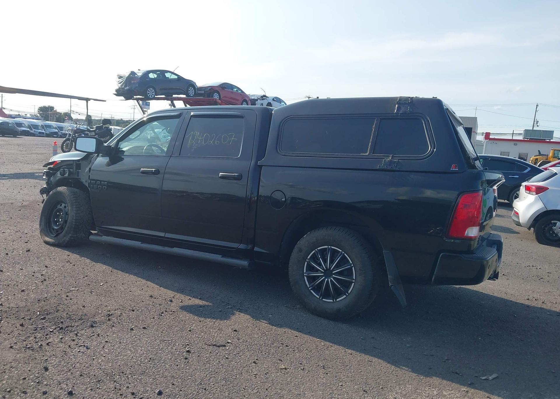 2023 RAM 1500 CLASSIC SLT