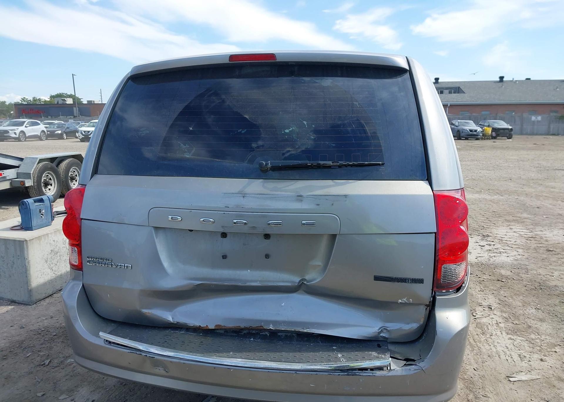 2016 DODGE GRAND CARAVAN SE