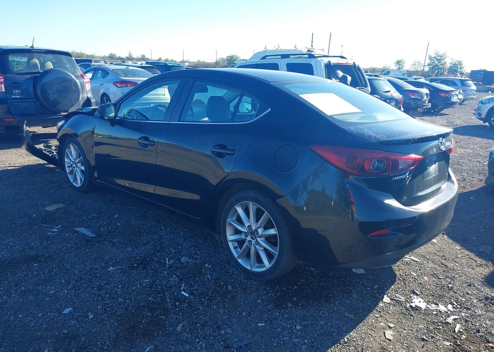 2017 MAZDA MAZDA3 GT
