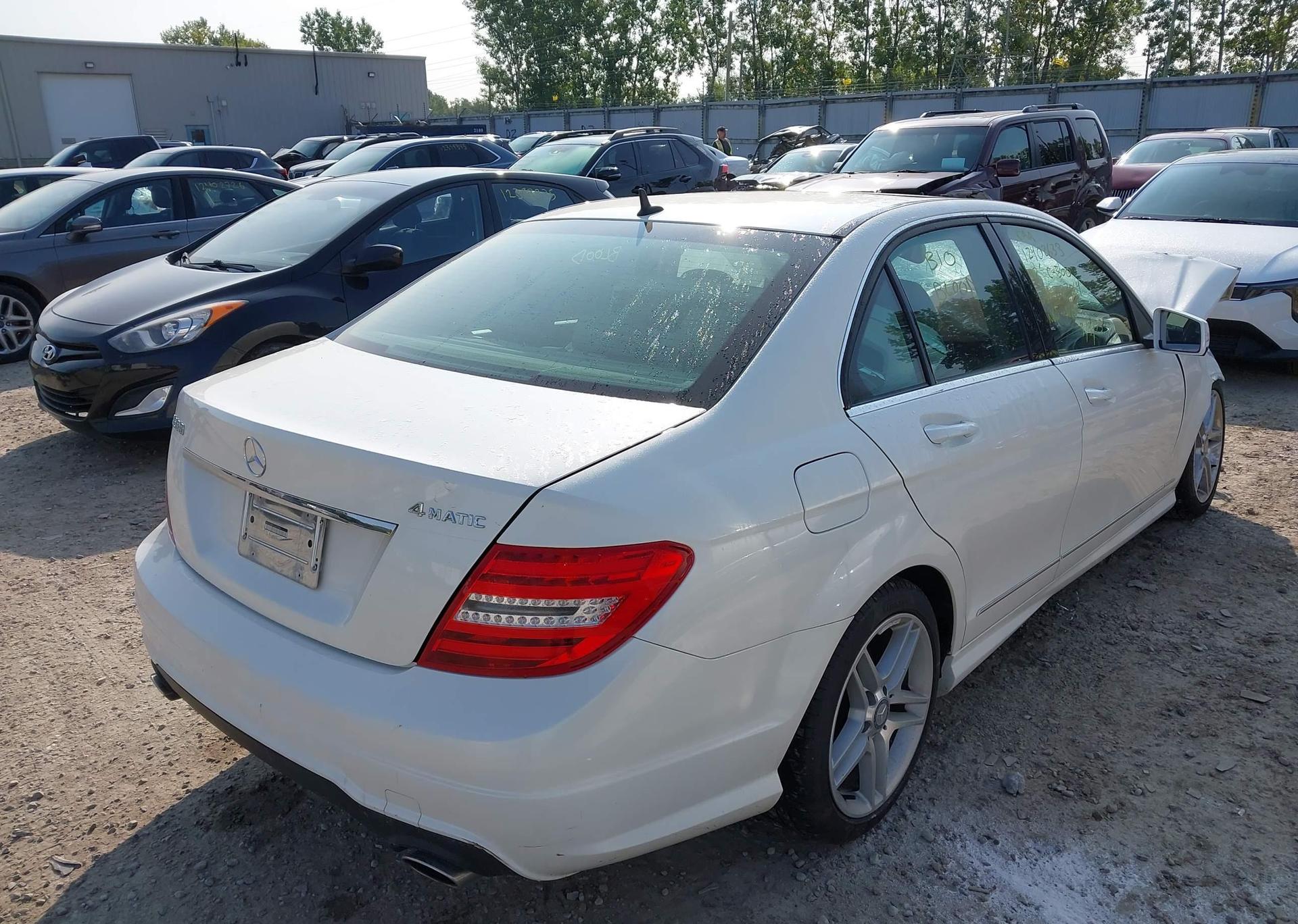 2012 MERCEDES-BENZ C 300 4MATIC