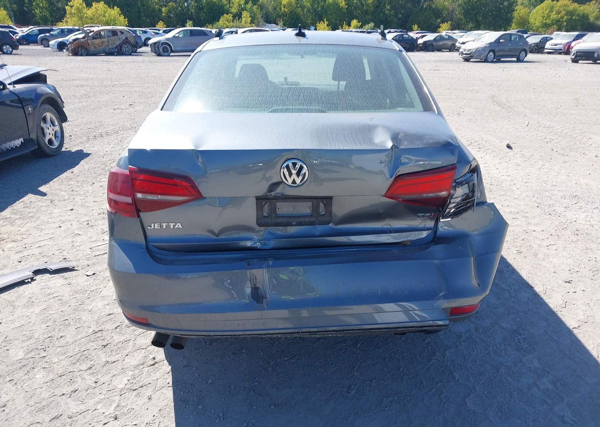 2016 VOLKSWAGEN JETTA