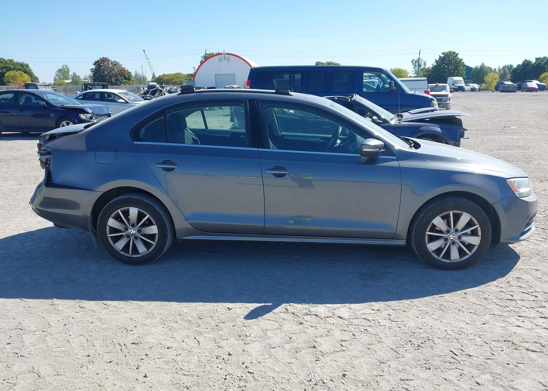 2016 VOLKSWAGEN JETTA