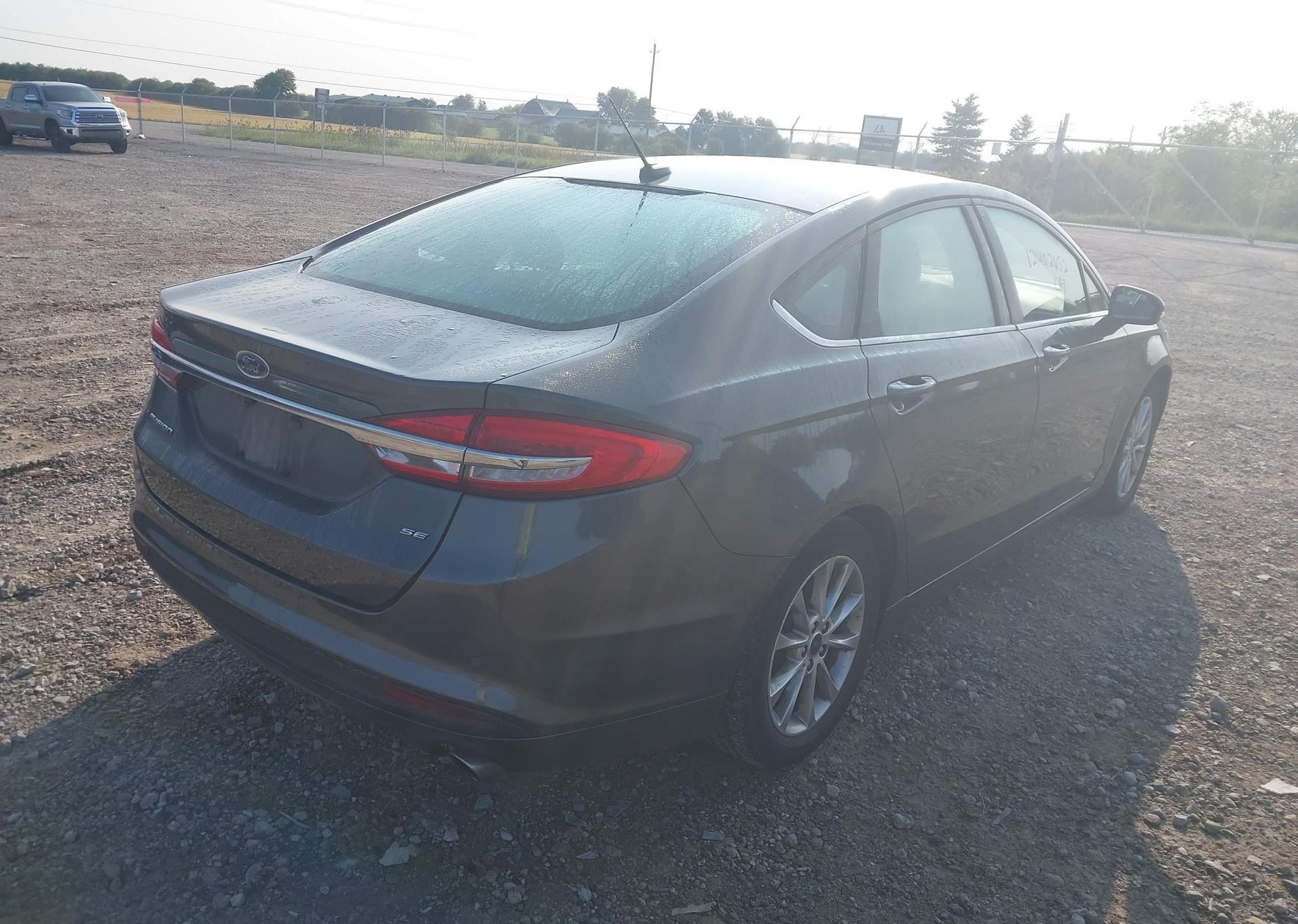 2017 FORD FUSION SE