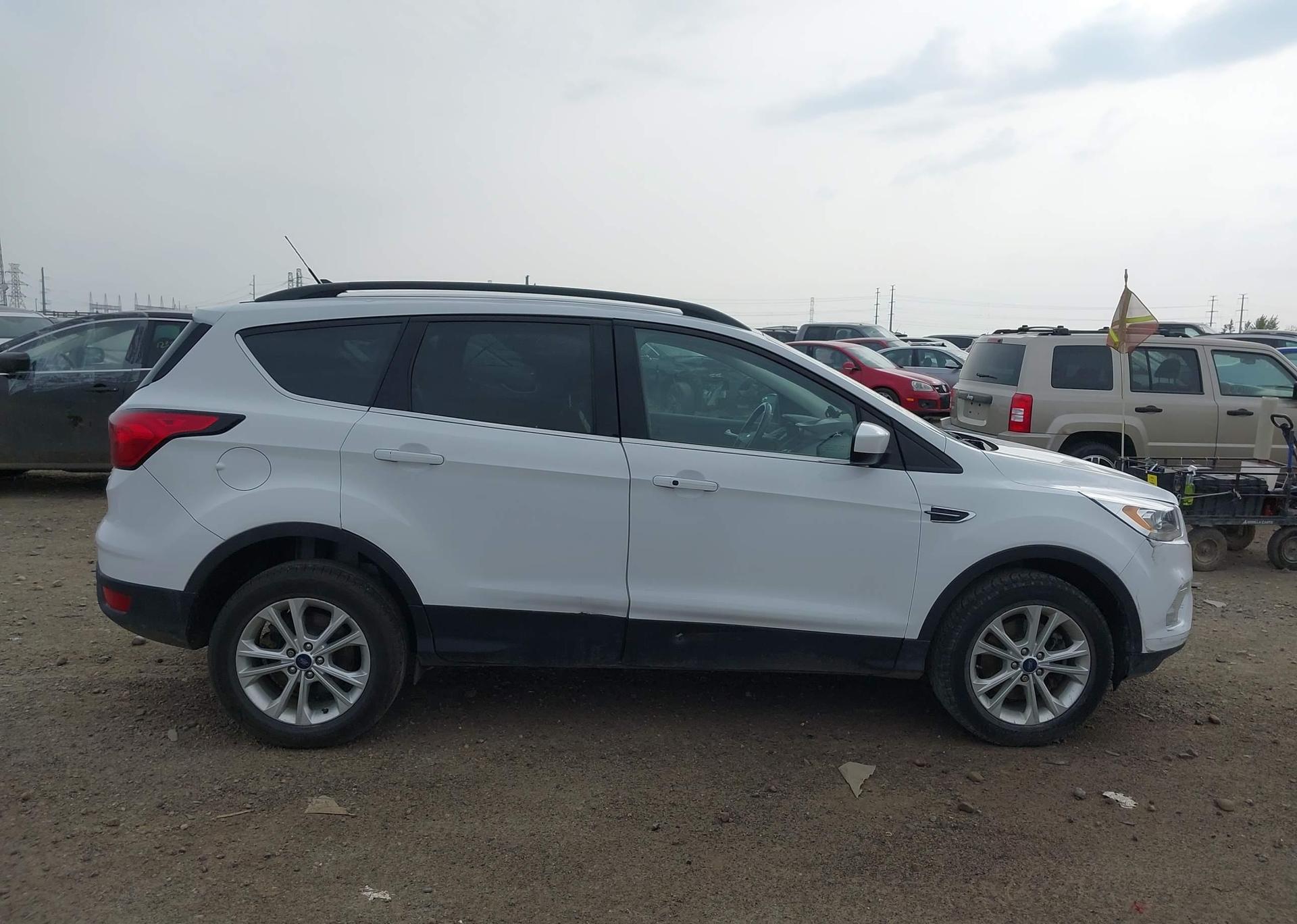 2019 FORD ESCAPE SEL