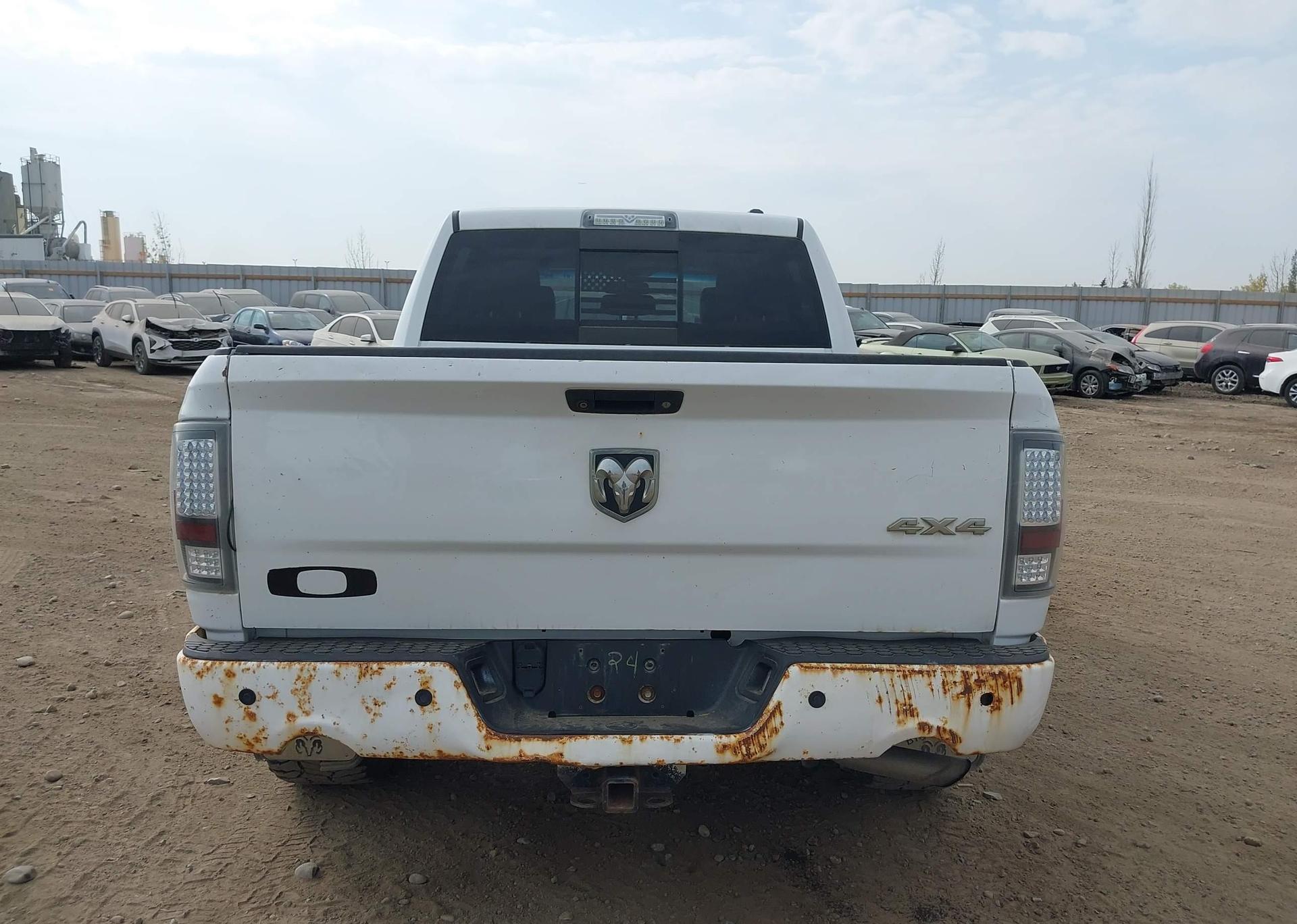 2012 RAM 1500 SPORT