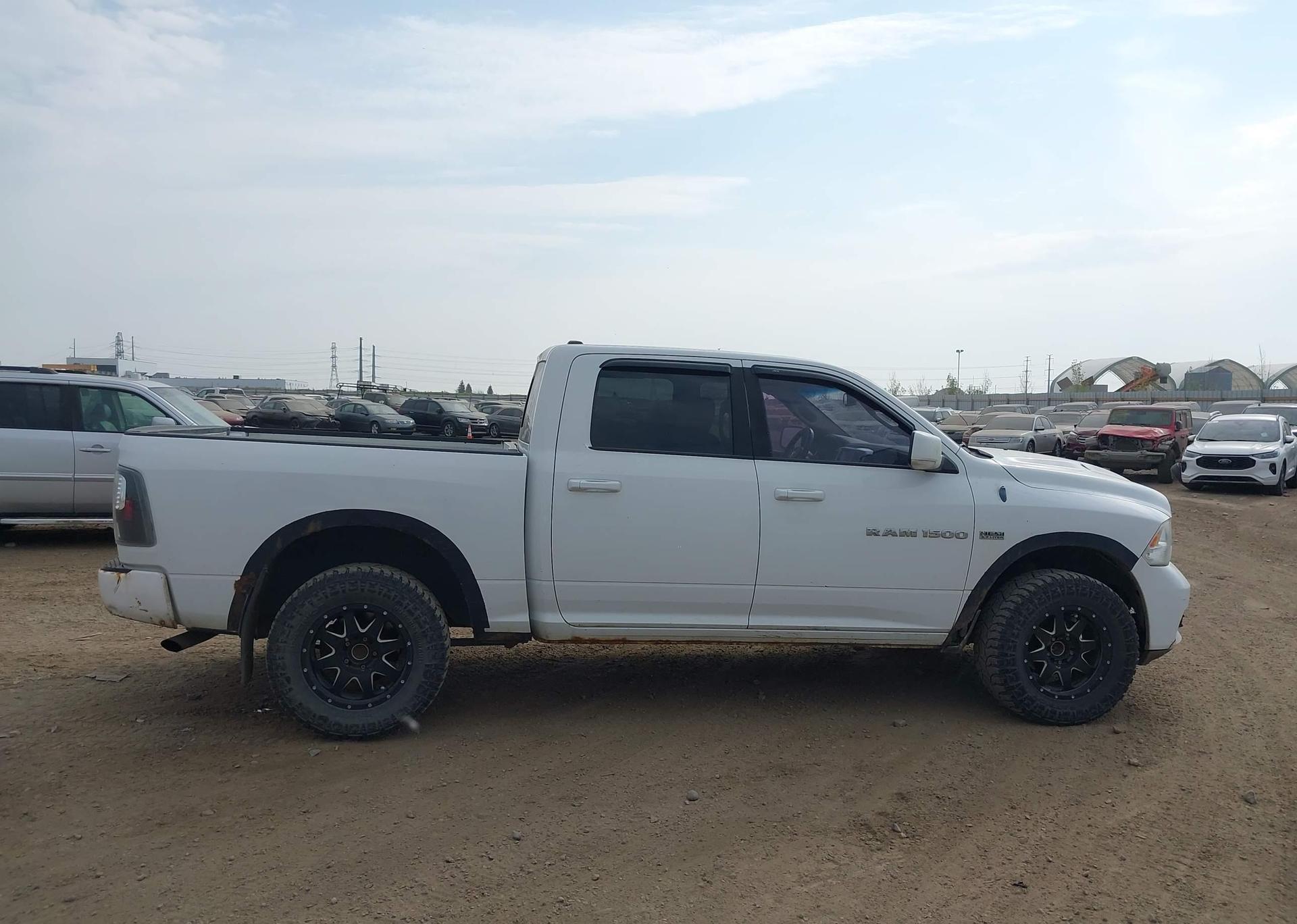 2012 RAM 1500 SPORT