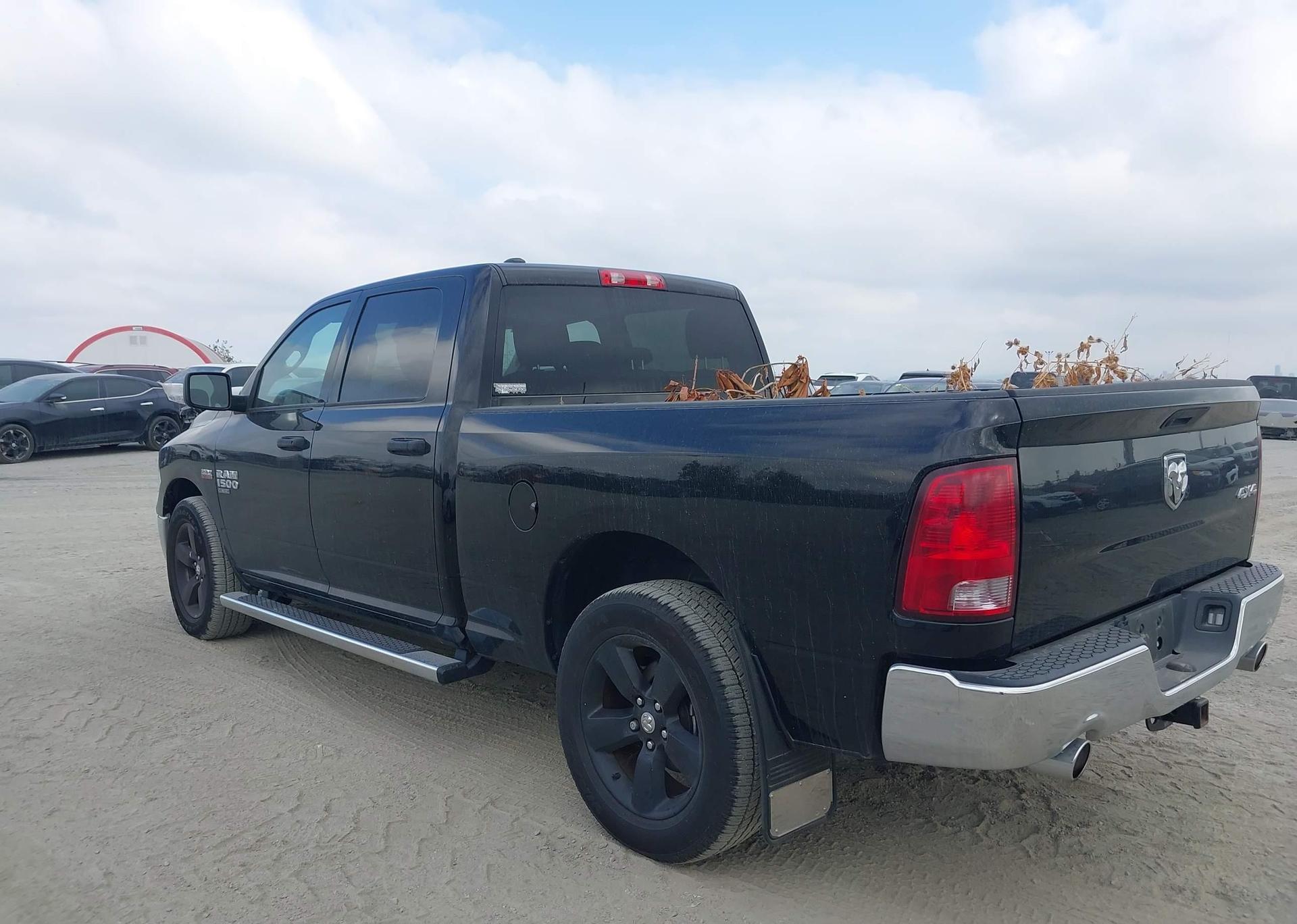 2022 RAM 1500 CLASSIC TRADESMAN