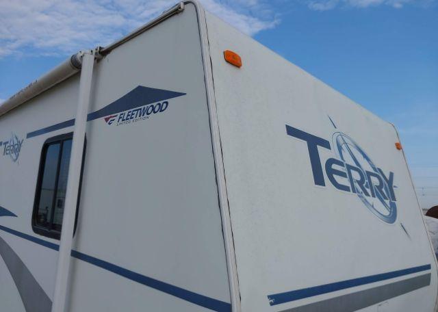 2005 TERRY RESORT TERRY RESORT TRAVEL TRAILER