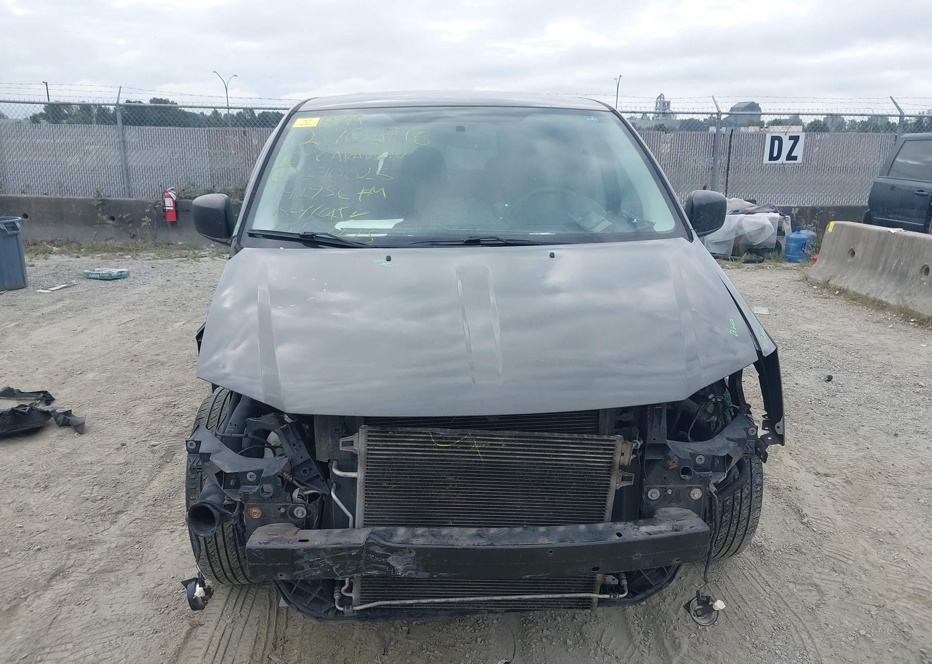 2010 DODGE GRAND CARAVAN SE