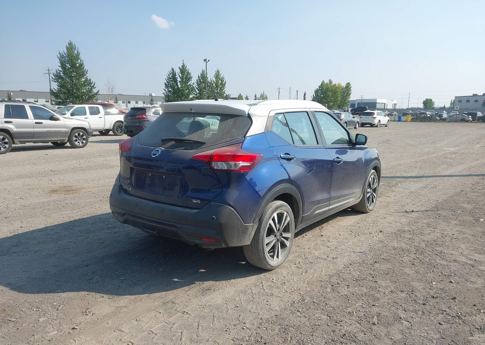 2020 NISSAN KICKS SR