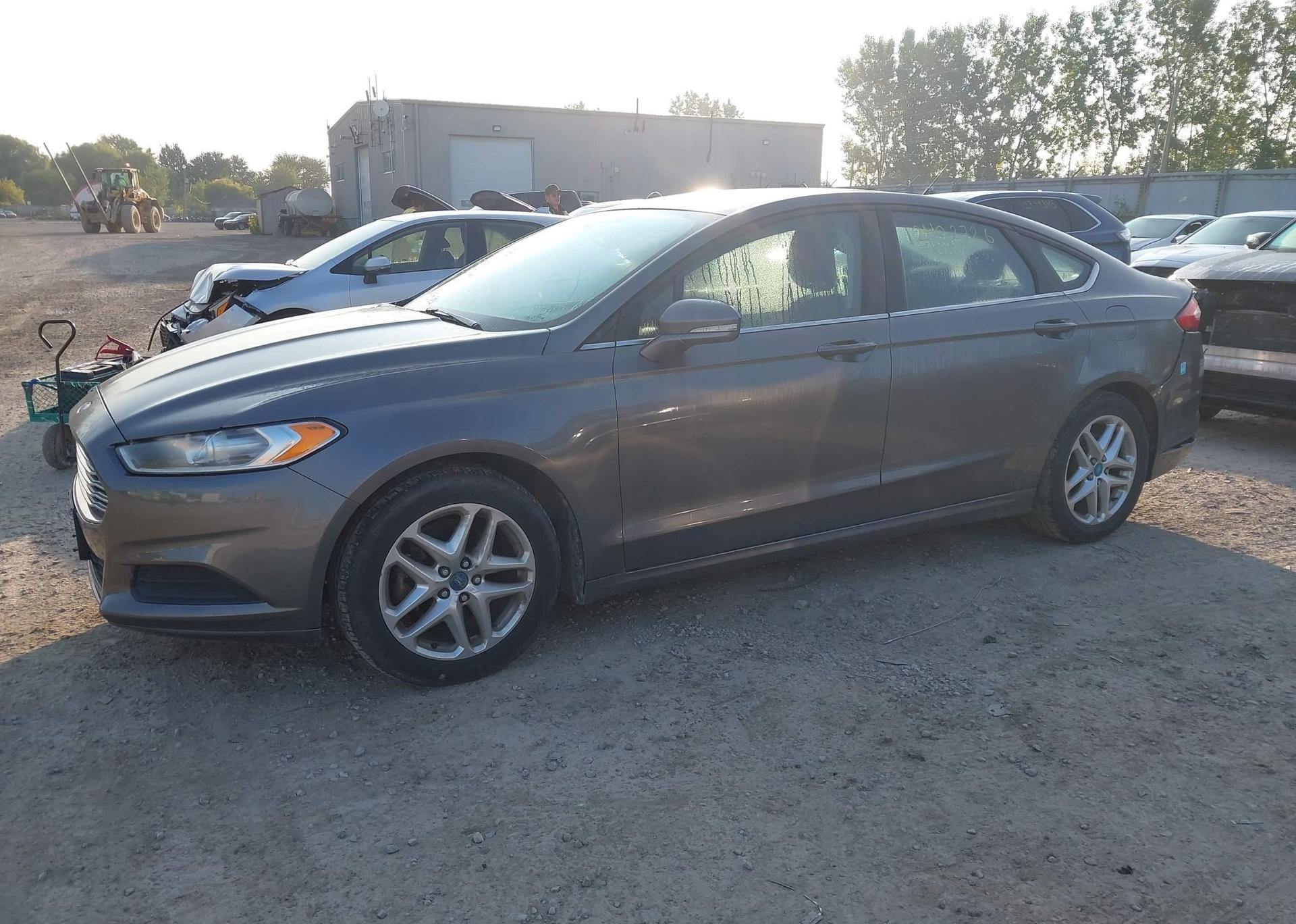 2013 FORD FUSION SE