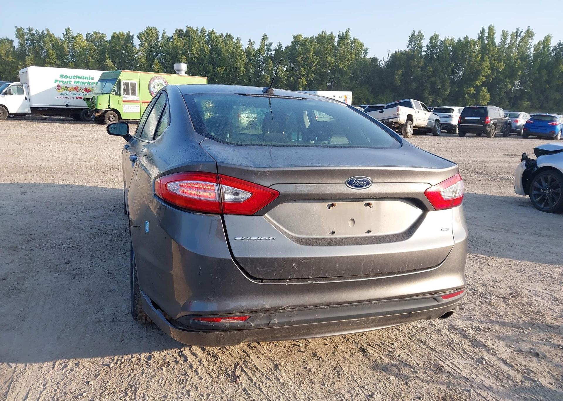 2013 FORD FUSION SE