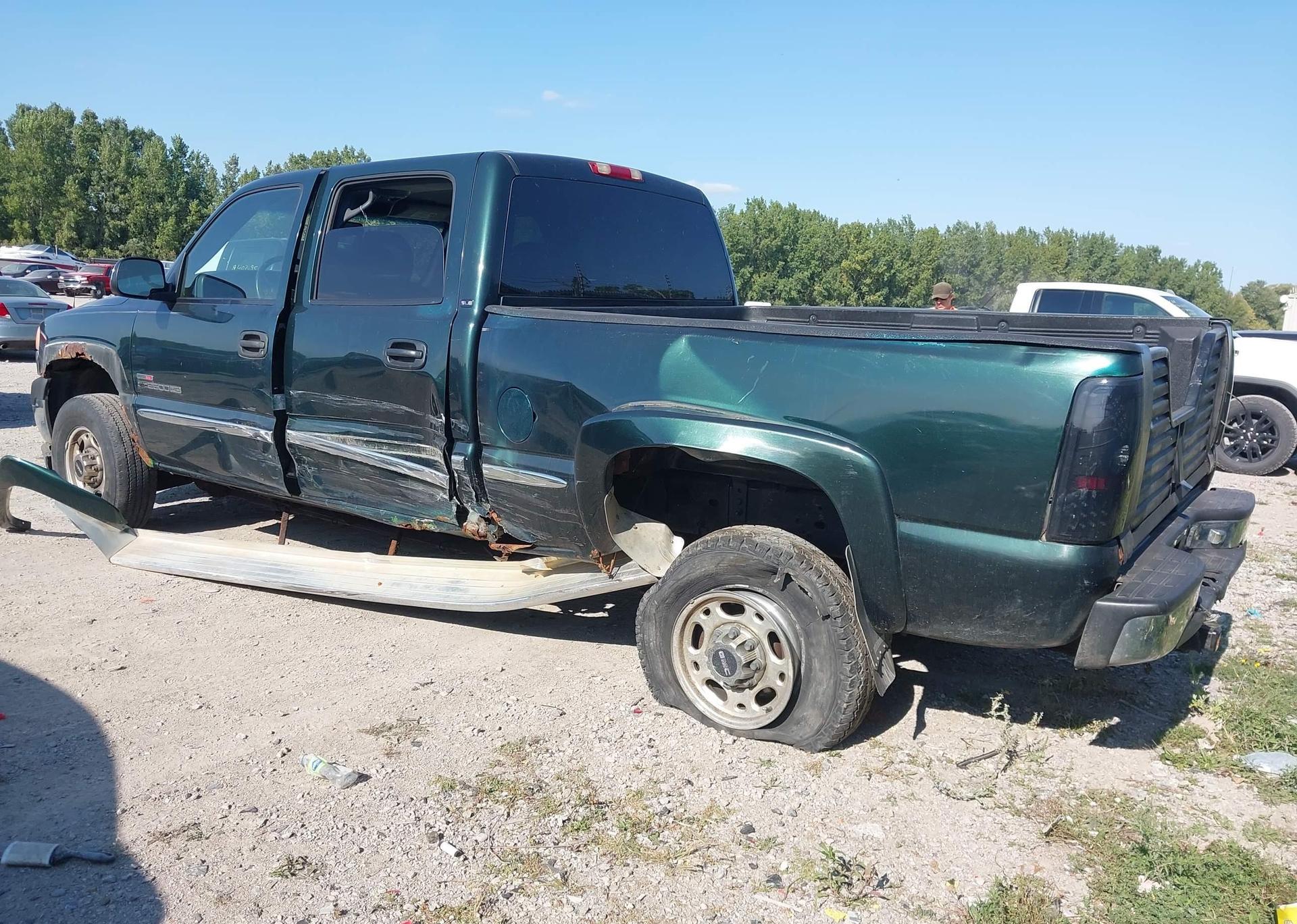 2002 GMC SIERRA 2500HD SL