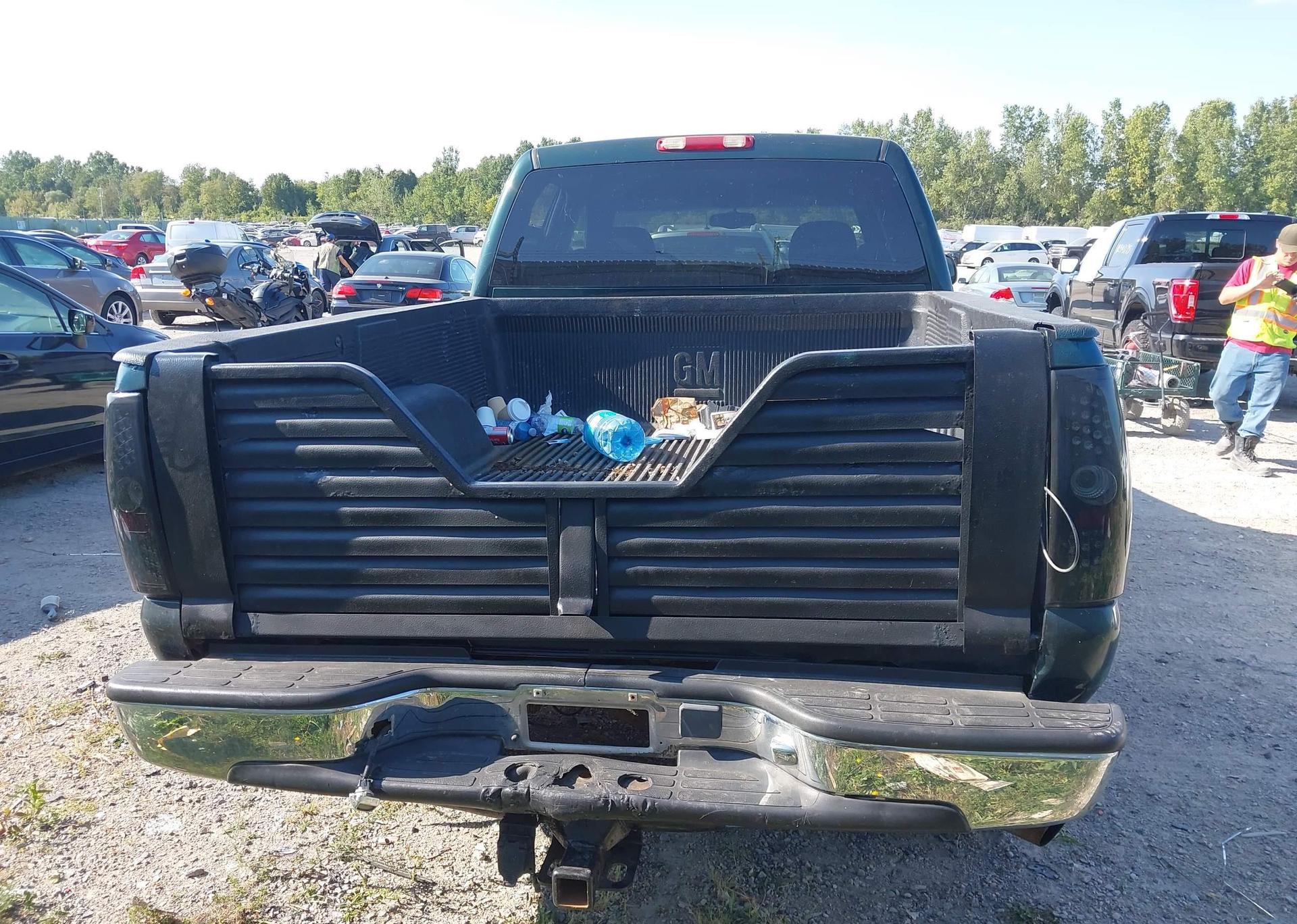 2002 GMC SIERRA 2500HD SL