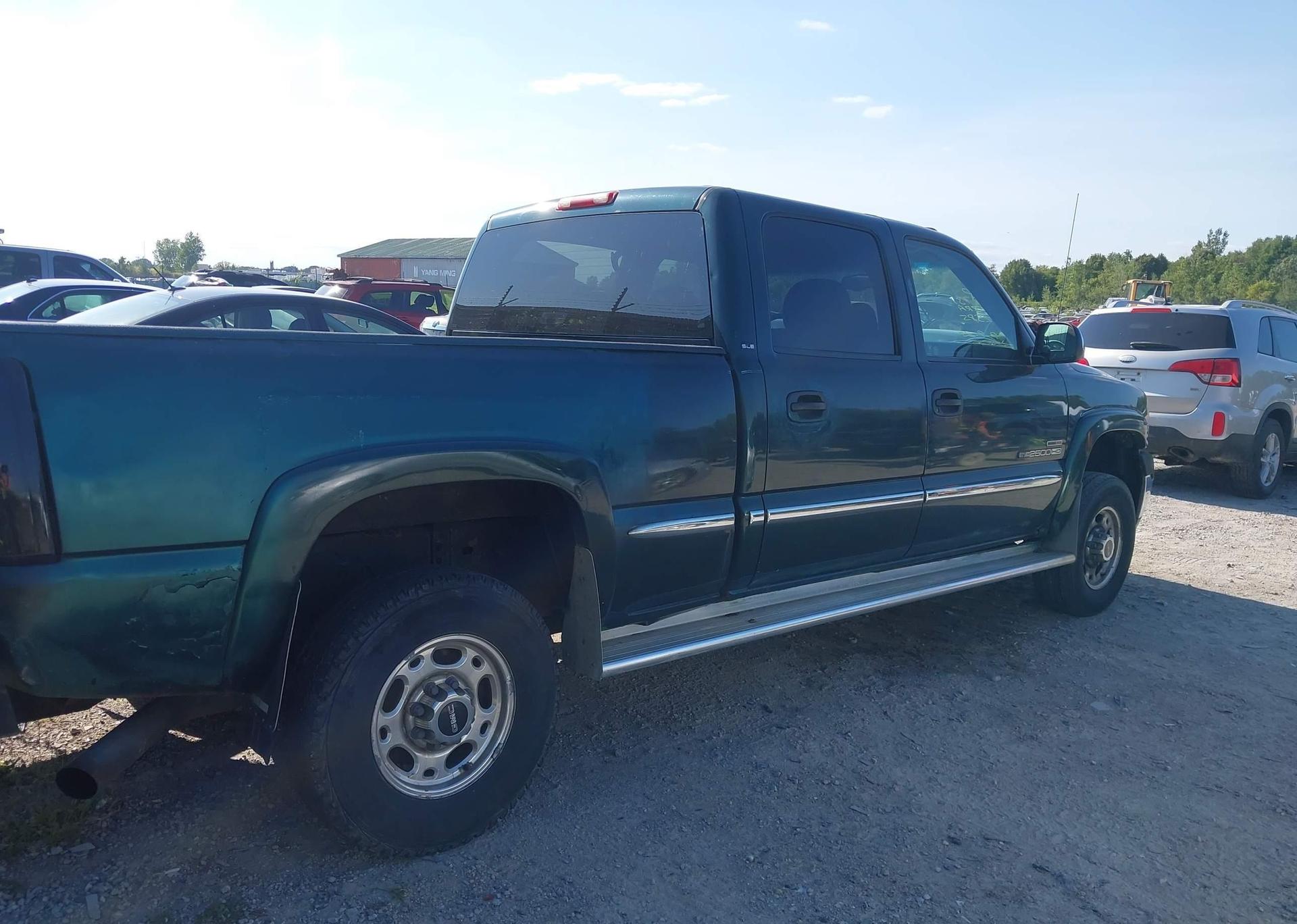 2002 GMC SIERRA 2500HD SL