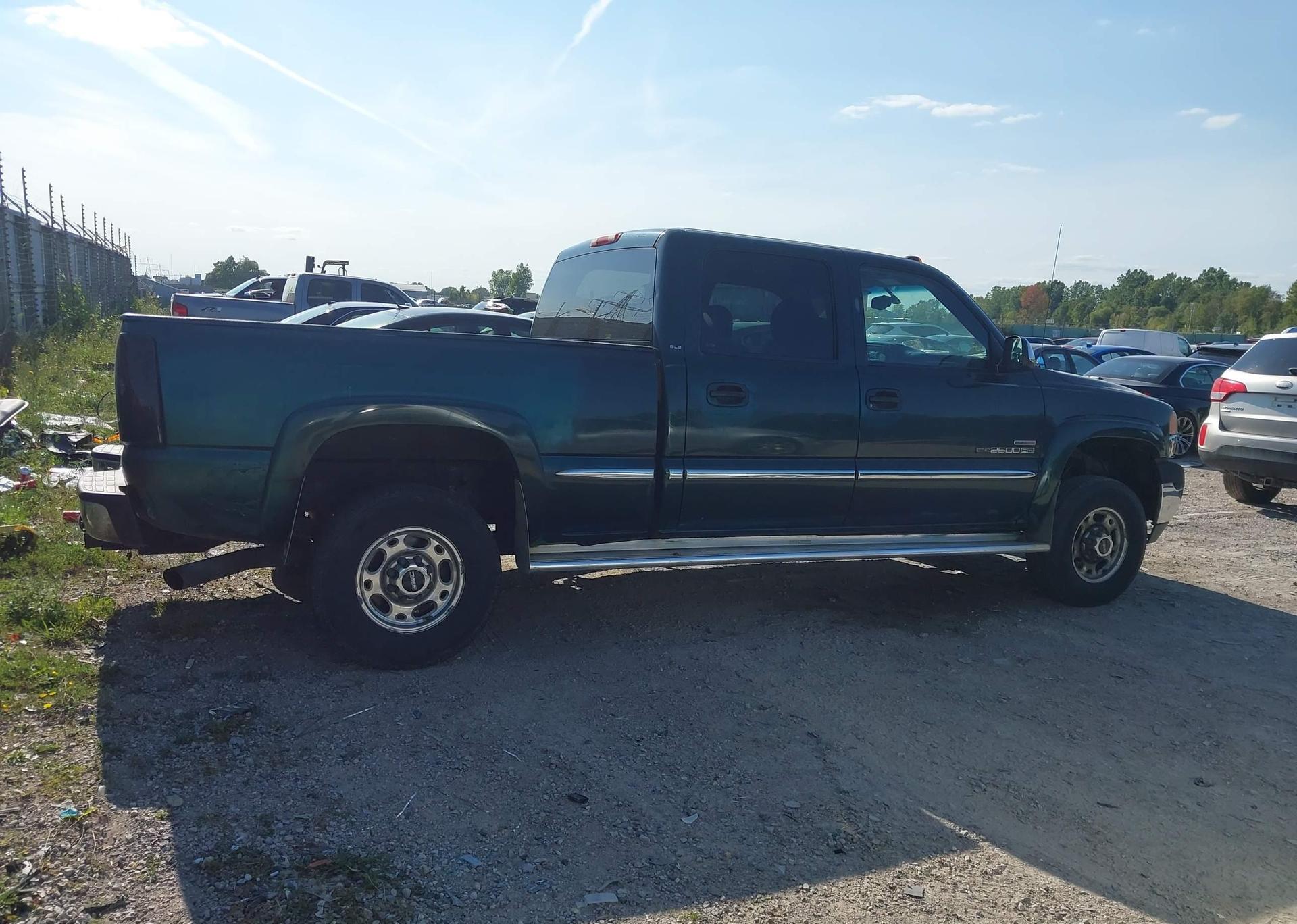 2002 GMC SIERRA 2500HD SL