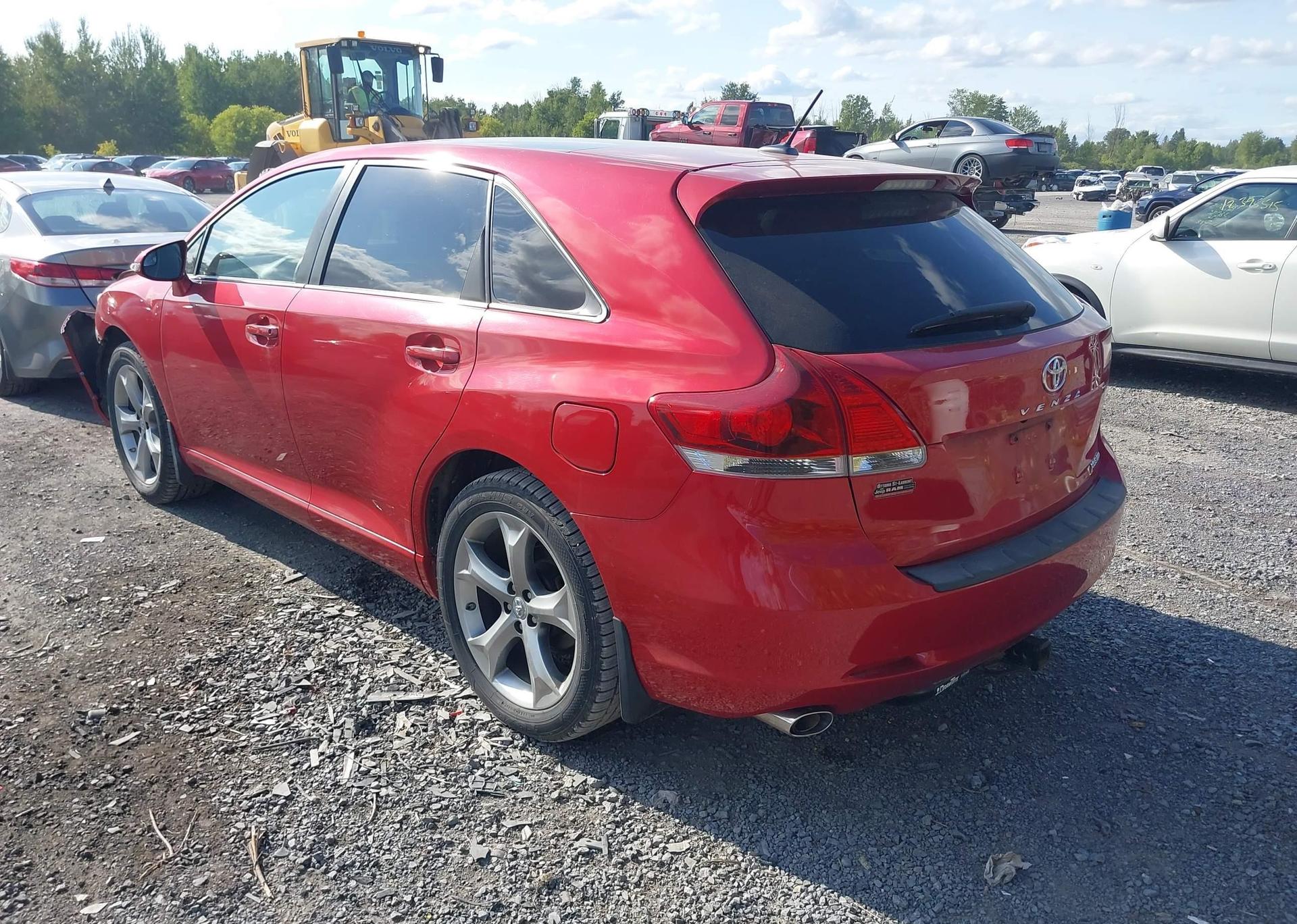 2015 TOYOTA VENZA LE