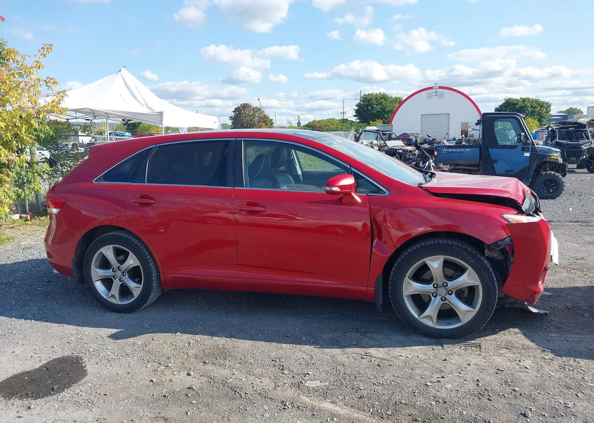 2015 TOYOTA VENZA LE