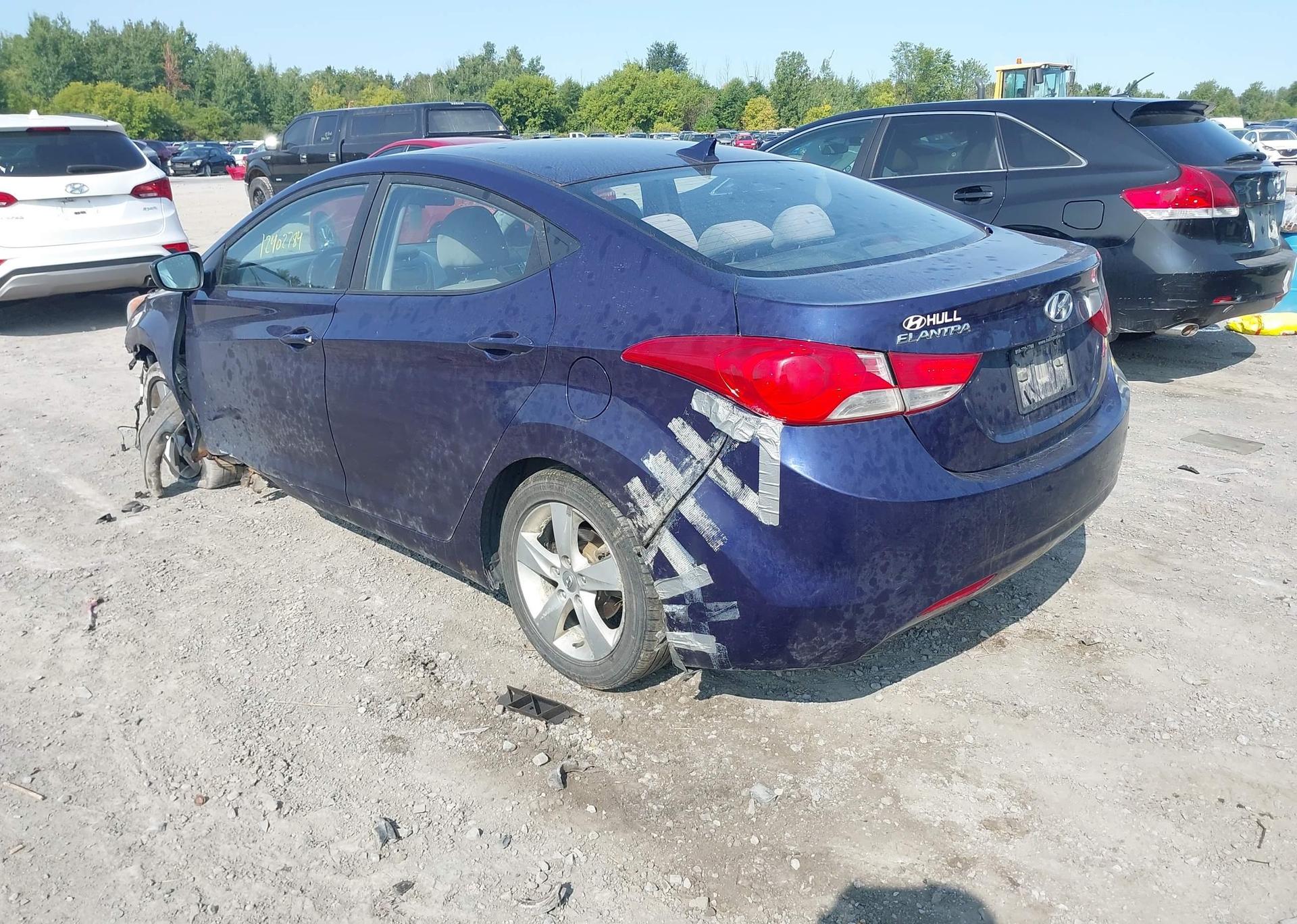 2013 HYUNDAI ELANTRA GLS