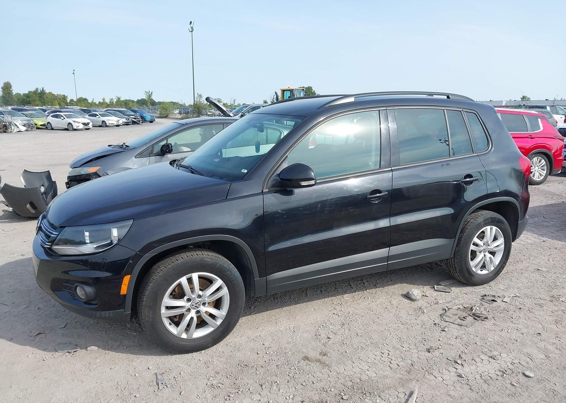 2016 VOLKSWAGEN TIGUAN TRENDLINE