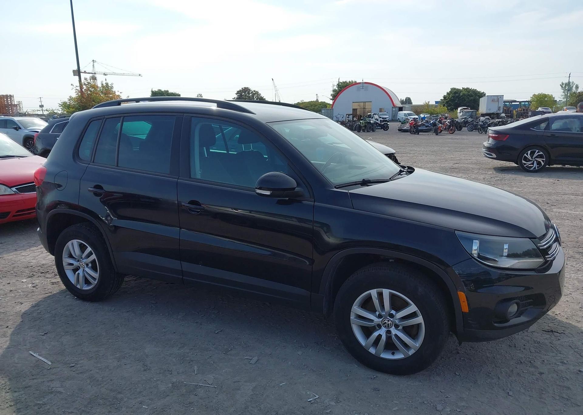2016 VOLKSWAGEN TIGUAN TRENDLINE