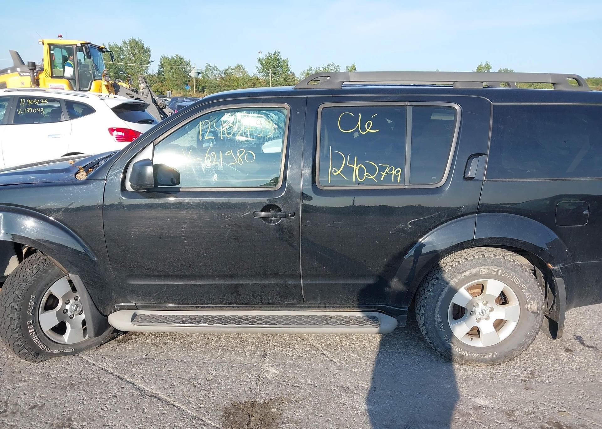 2012 NISSAN PATHFINDER S