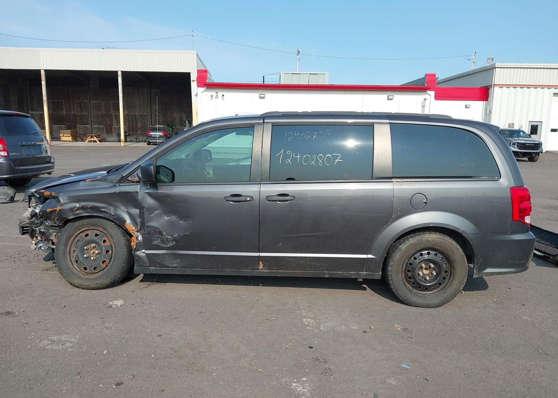 2018 DODGE GRAND CARAVAN SE