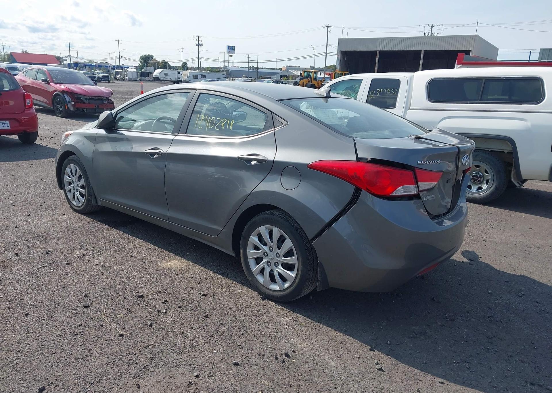 2013 HYUNDAI ELANTRA GLS