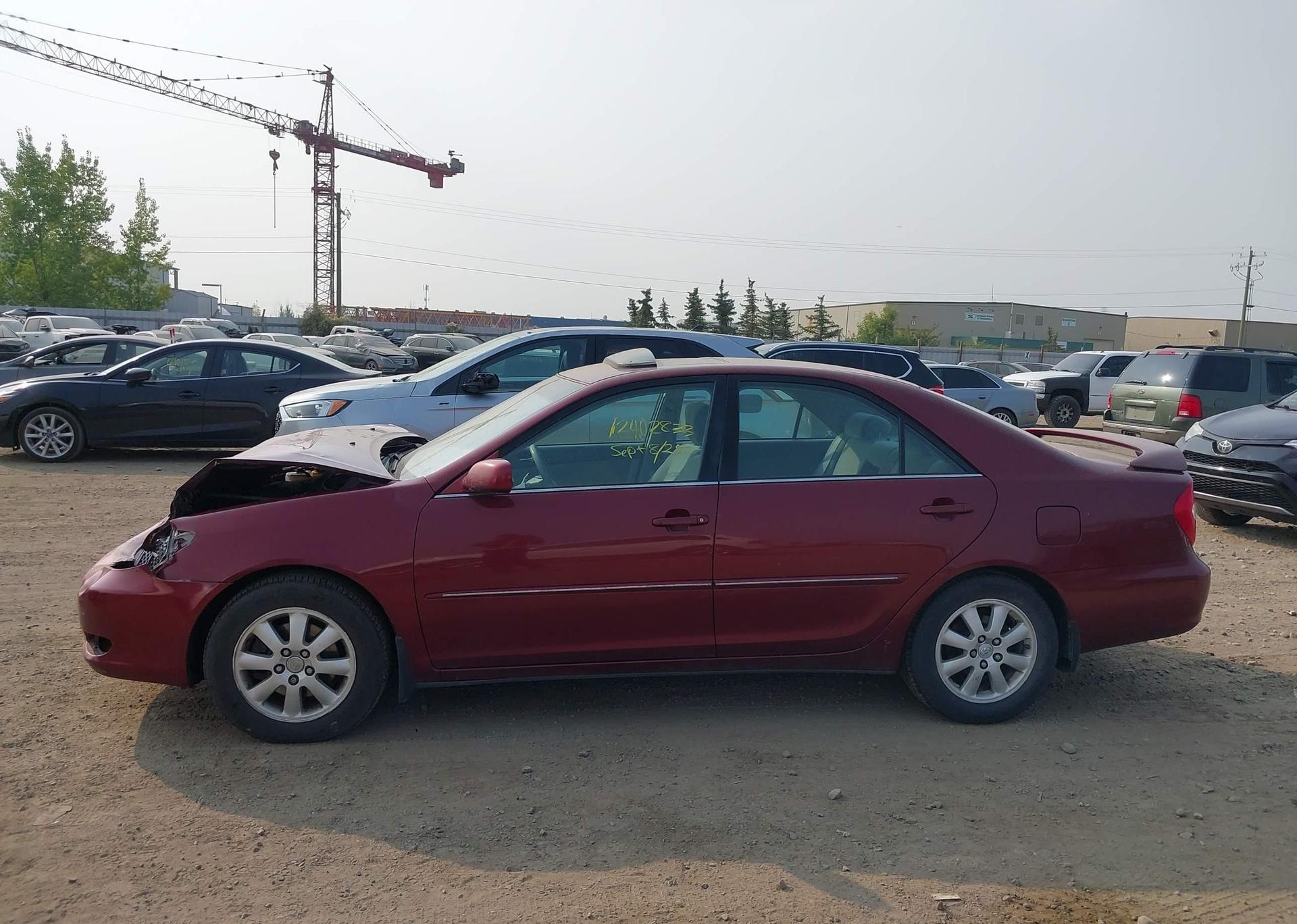 2004 TOYOTA CAMRY LE