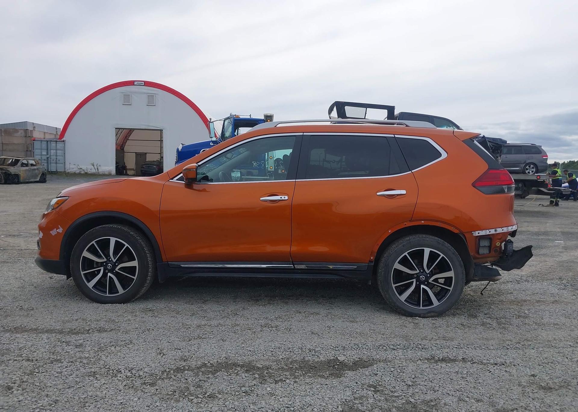 2017 NISSAN ROGUE S