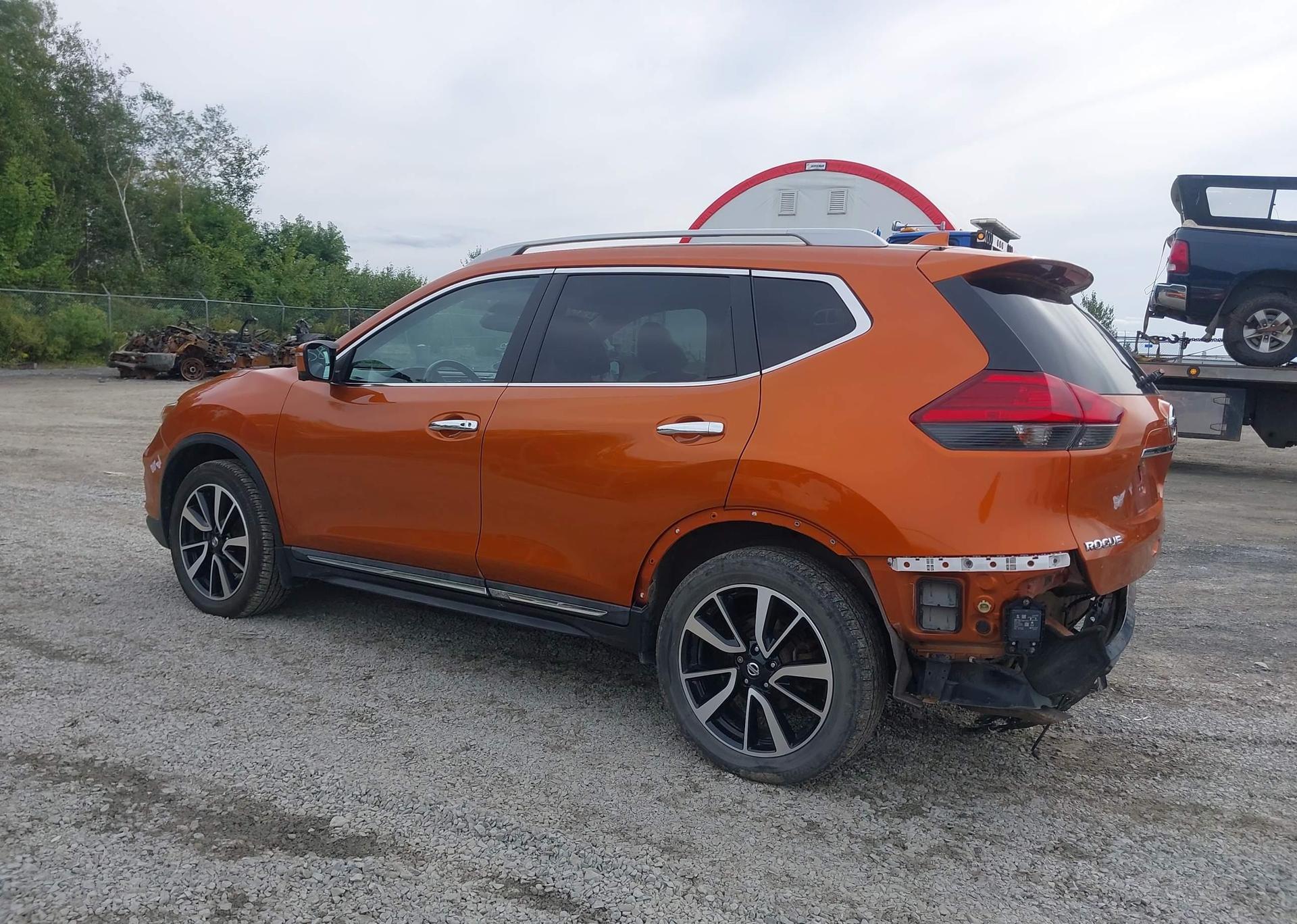 2017 NISSAN ROGUE S