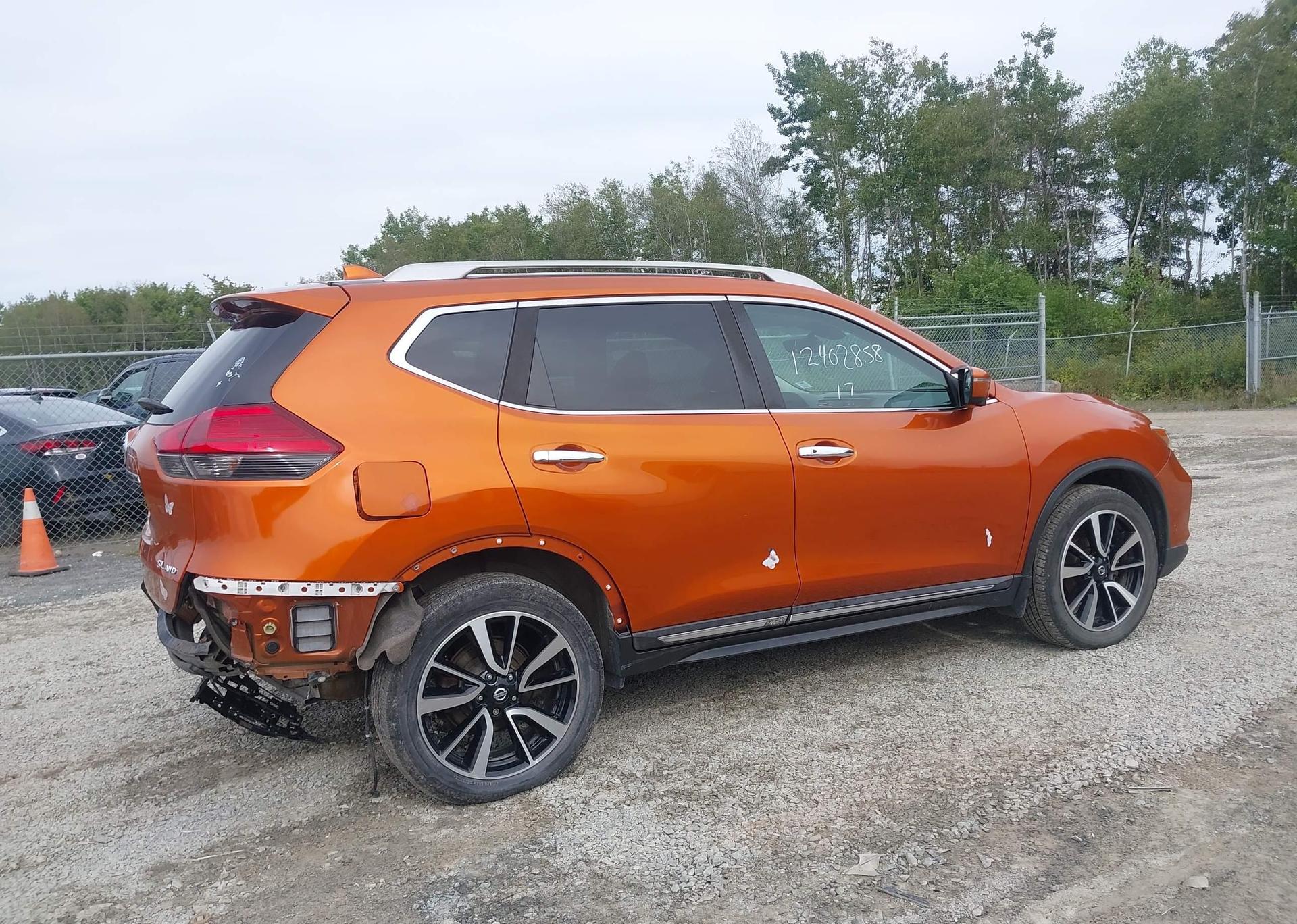 2017 NISSAN ROGUE S