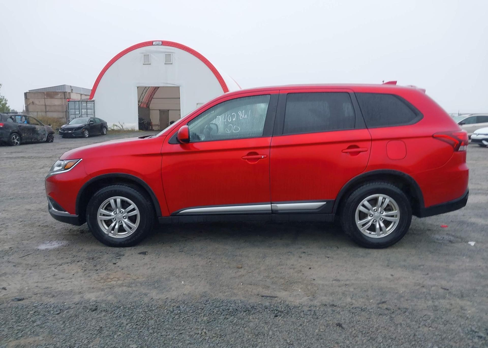 2020 MITSUBISHI OUTLANDER ES