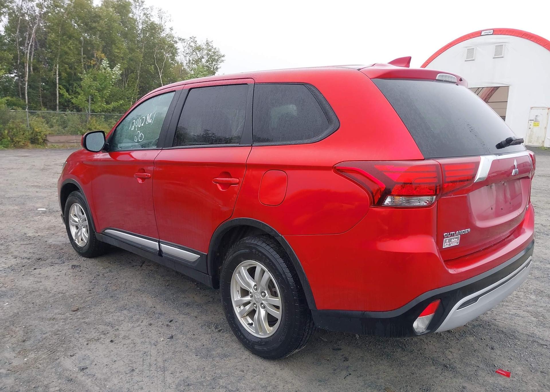 2020 MITSUBISHI OUTLANDER ES