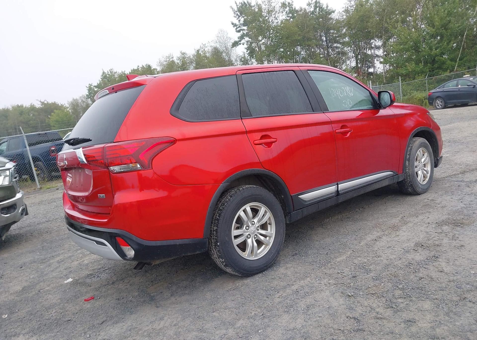 2020 MITSUBISHI OUTLANDER ES