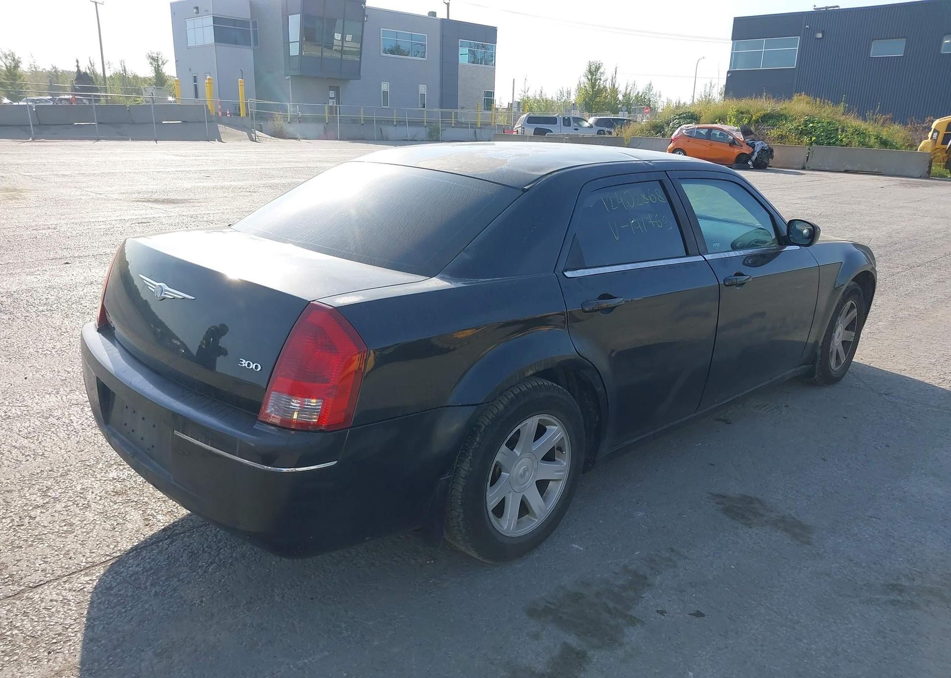 2005 CHRYSLER 300C