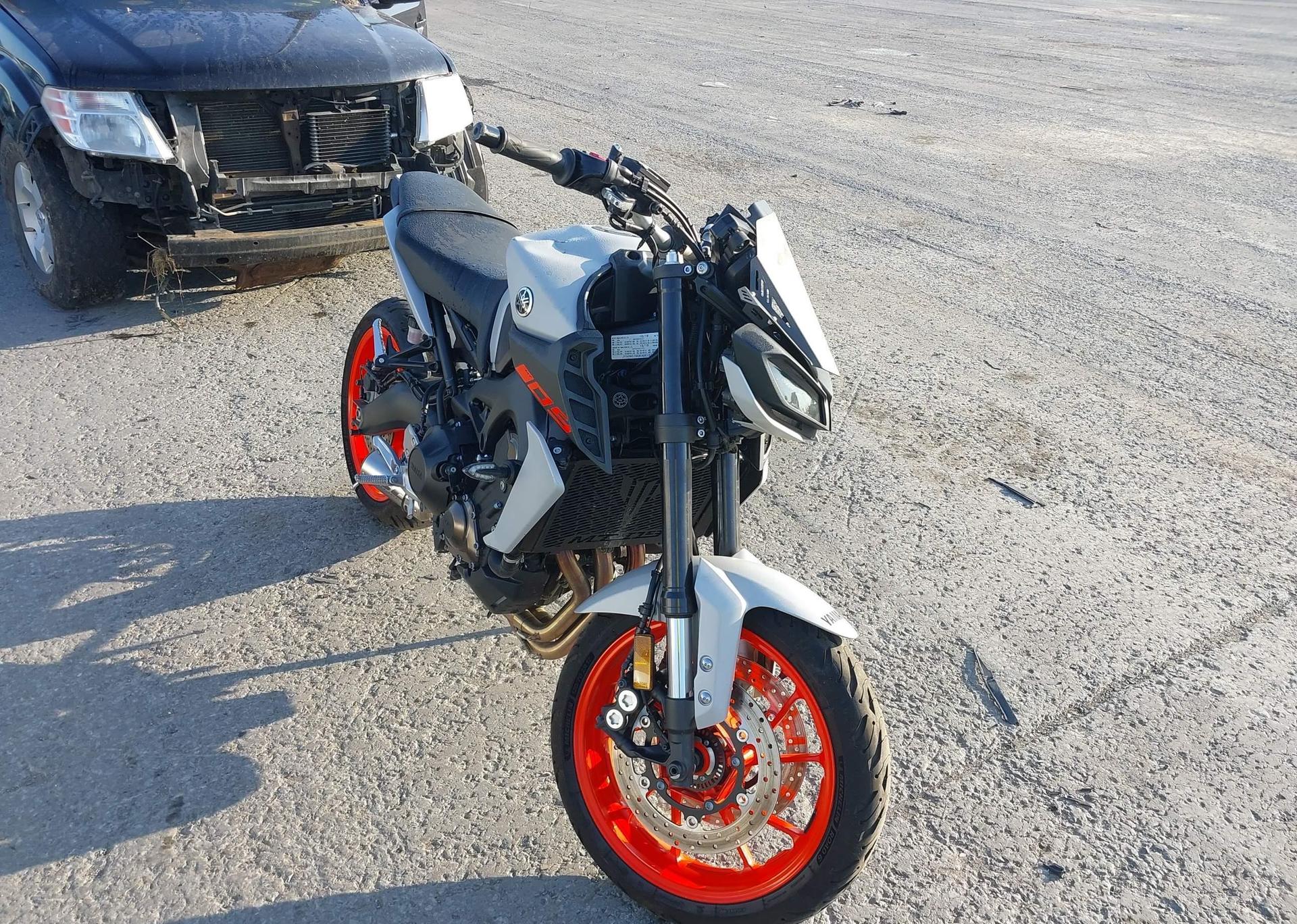 2019 YAMAHA MT09
