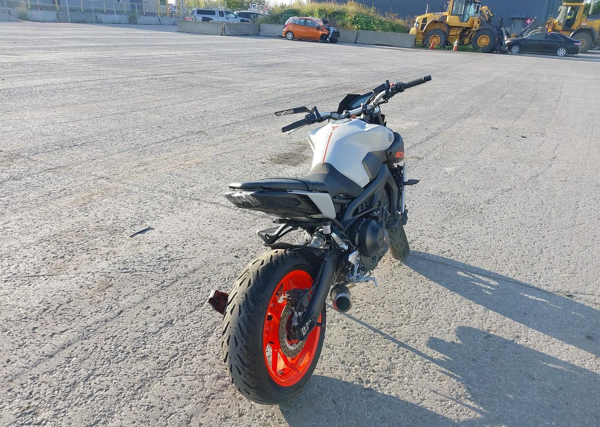 2019 YAMAHA MT09