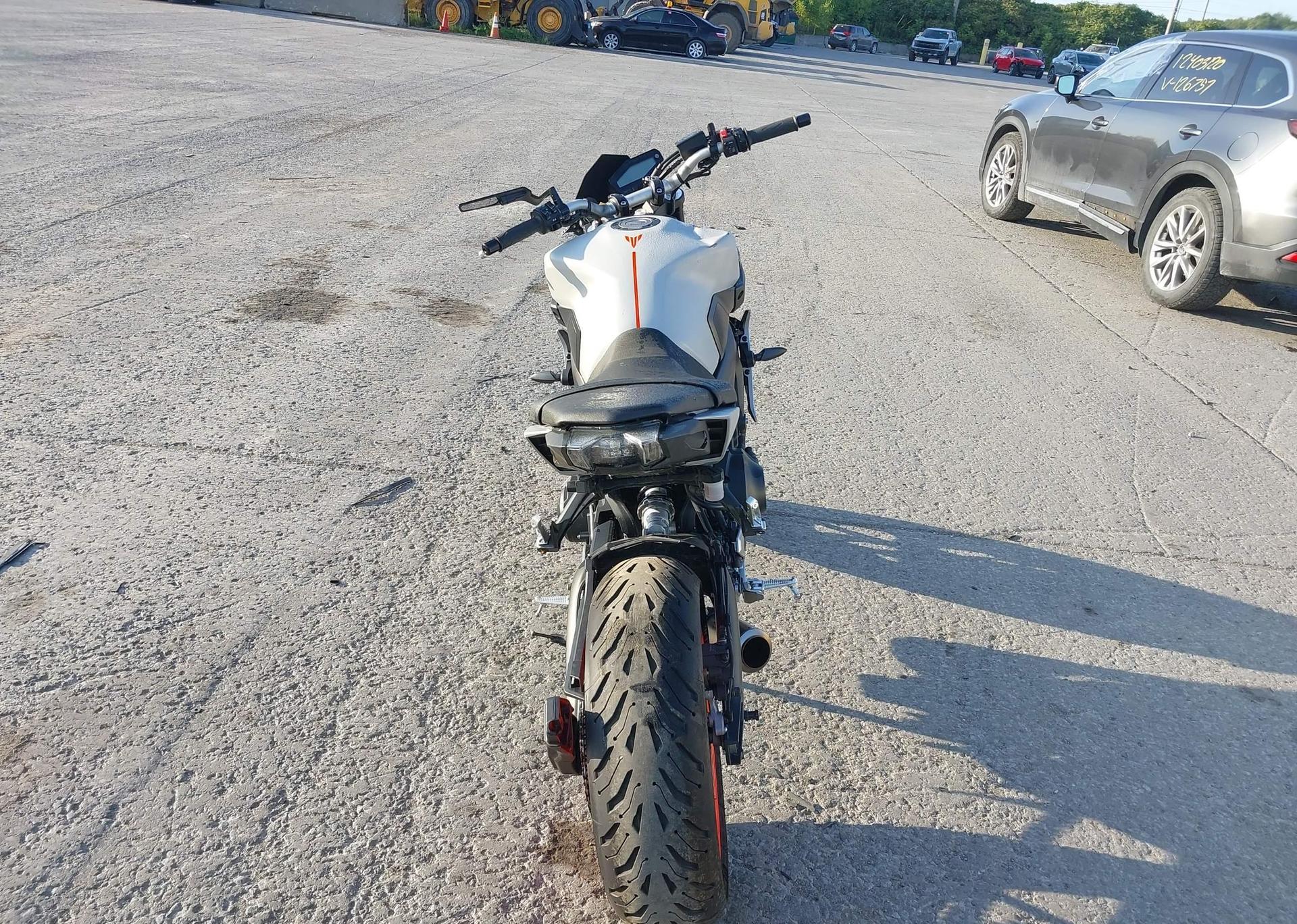 2019 YAMAHA MT09