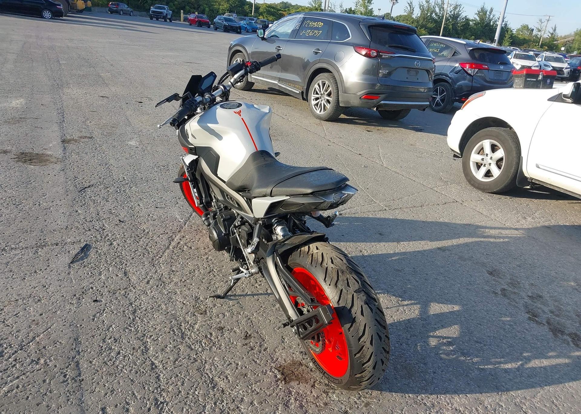 2019 YAMAHA MT09