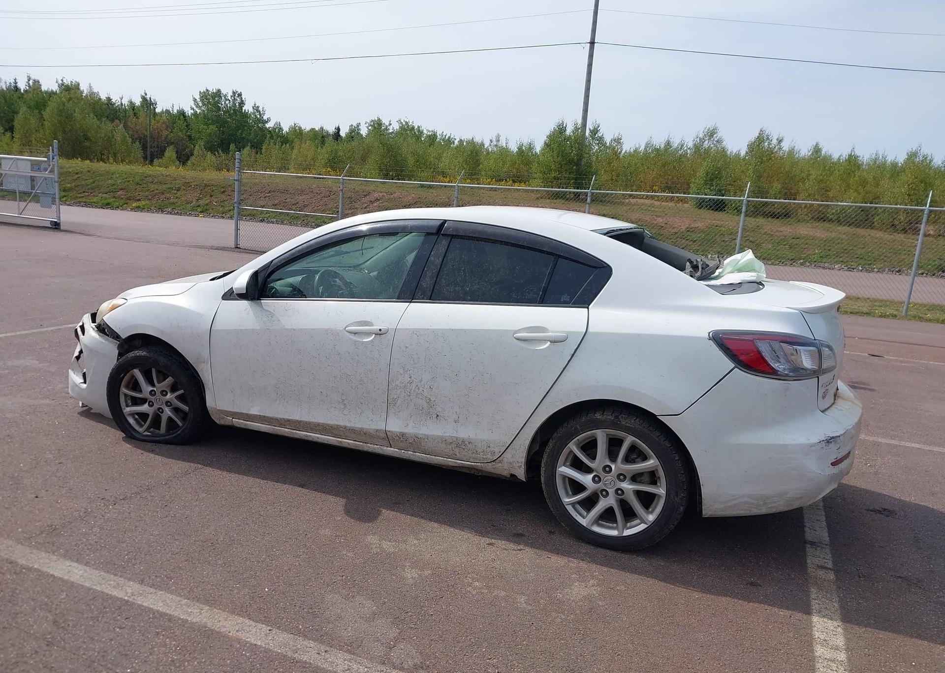 2012 MAZDA 3 S