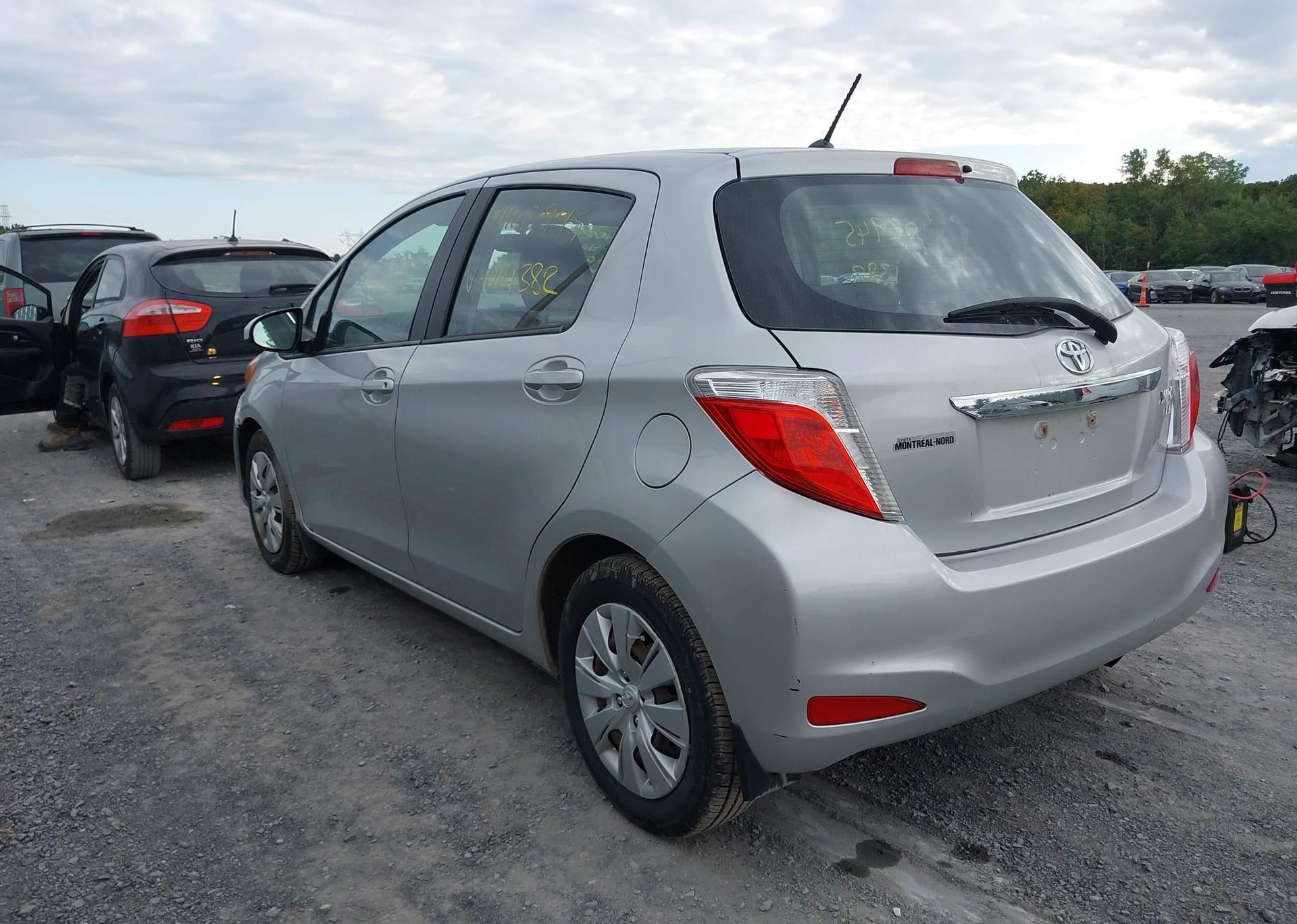 2014 TOYOTA YARIS