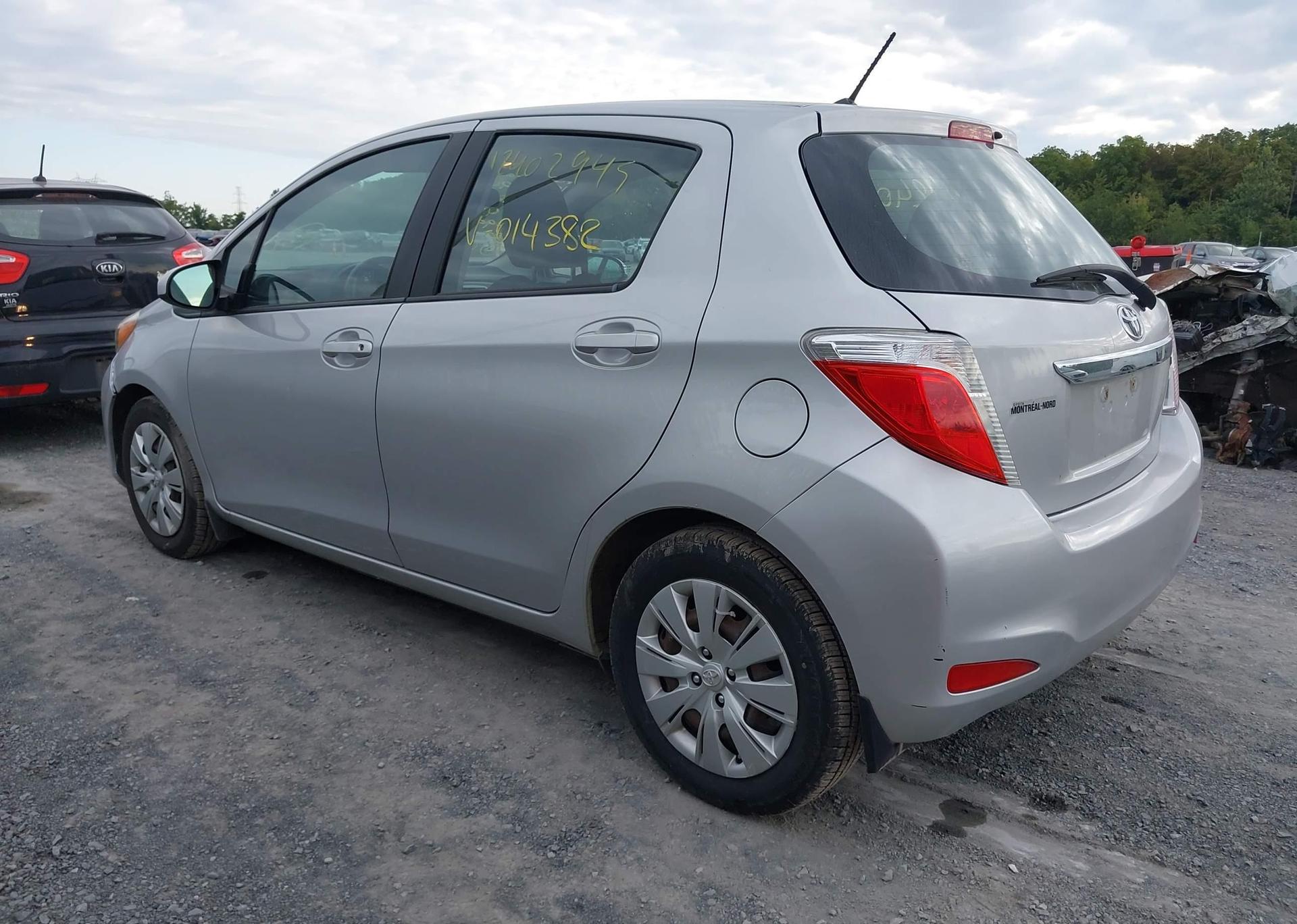 2014 TOYOTA YARIS