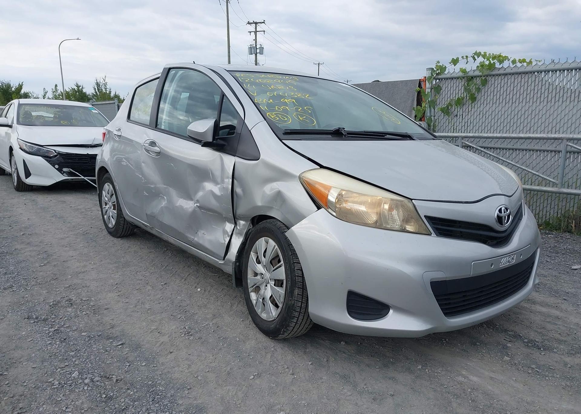 2014 TOYOTA YARIS