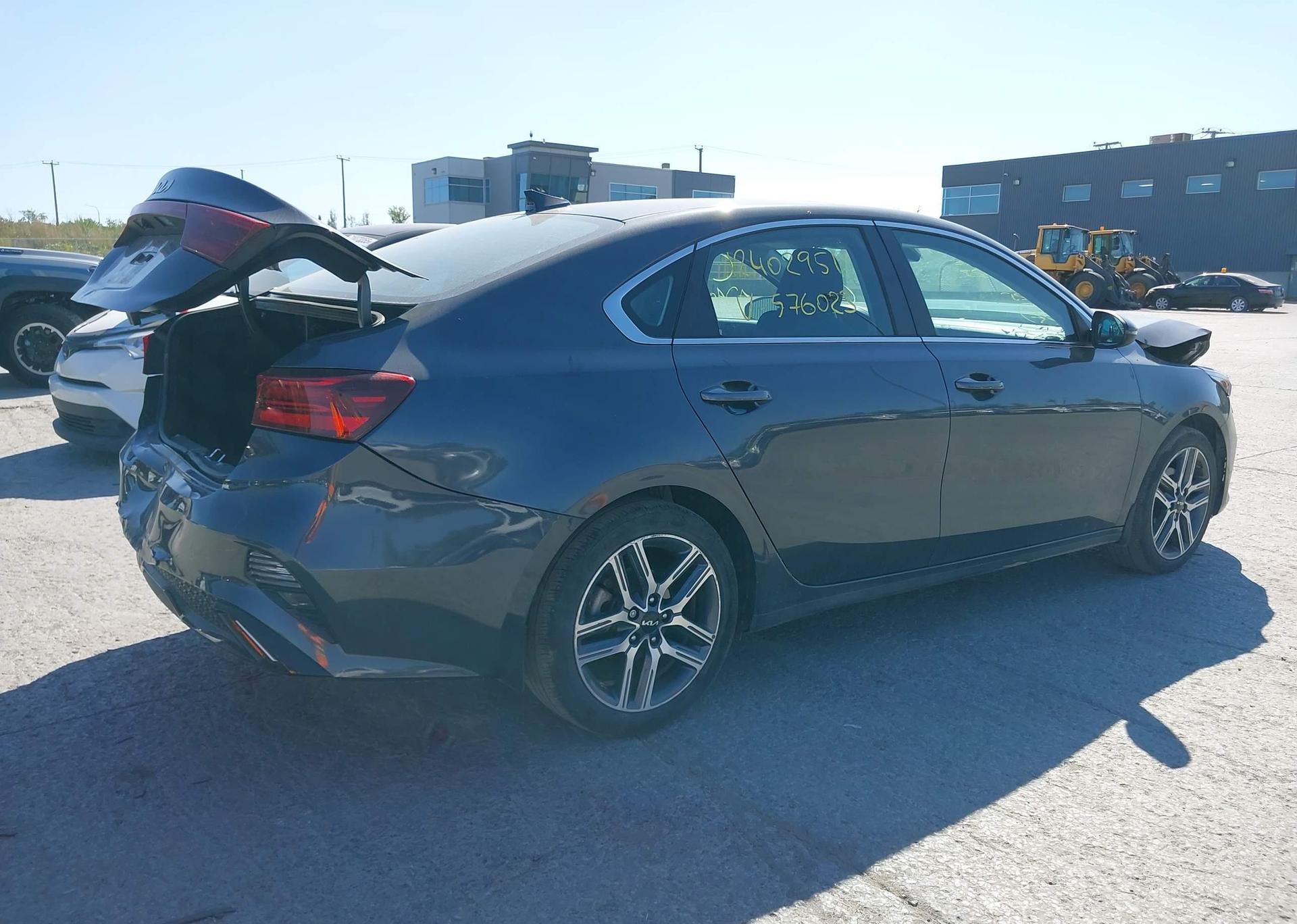 2023 KIA FORTE EX