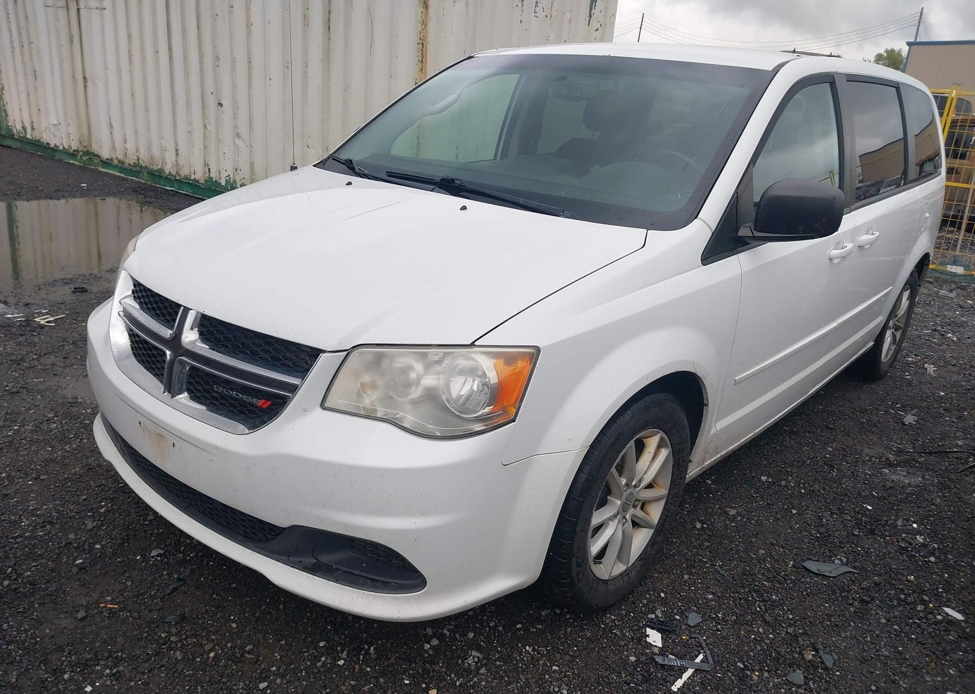 2014 DODGE GRAND CARAVAN SE