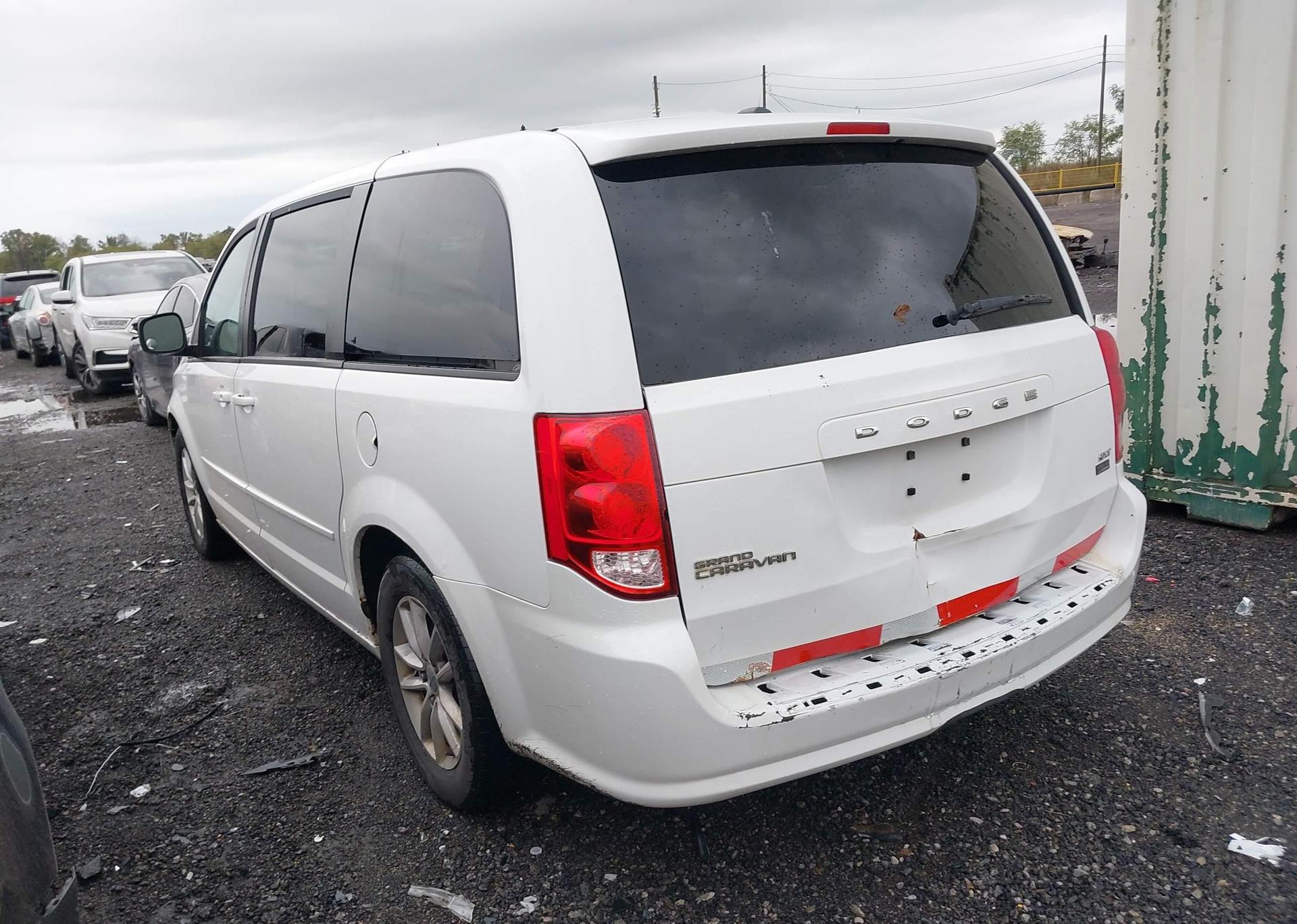 2014 DODGE GRAND CARAVAN SE