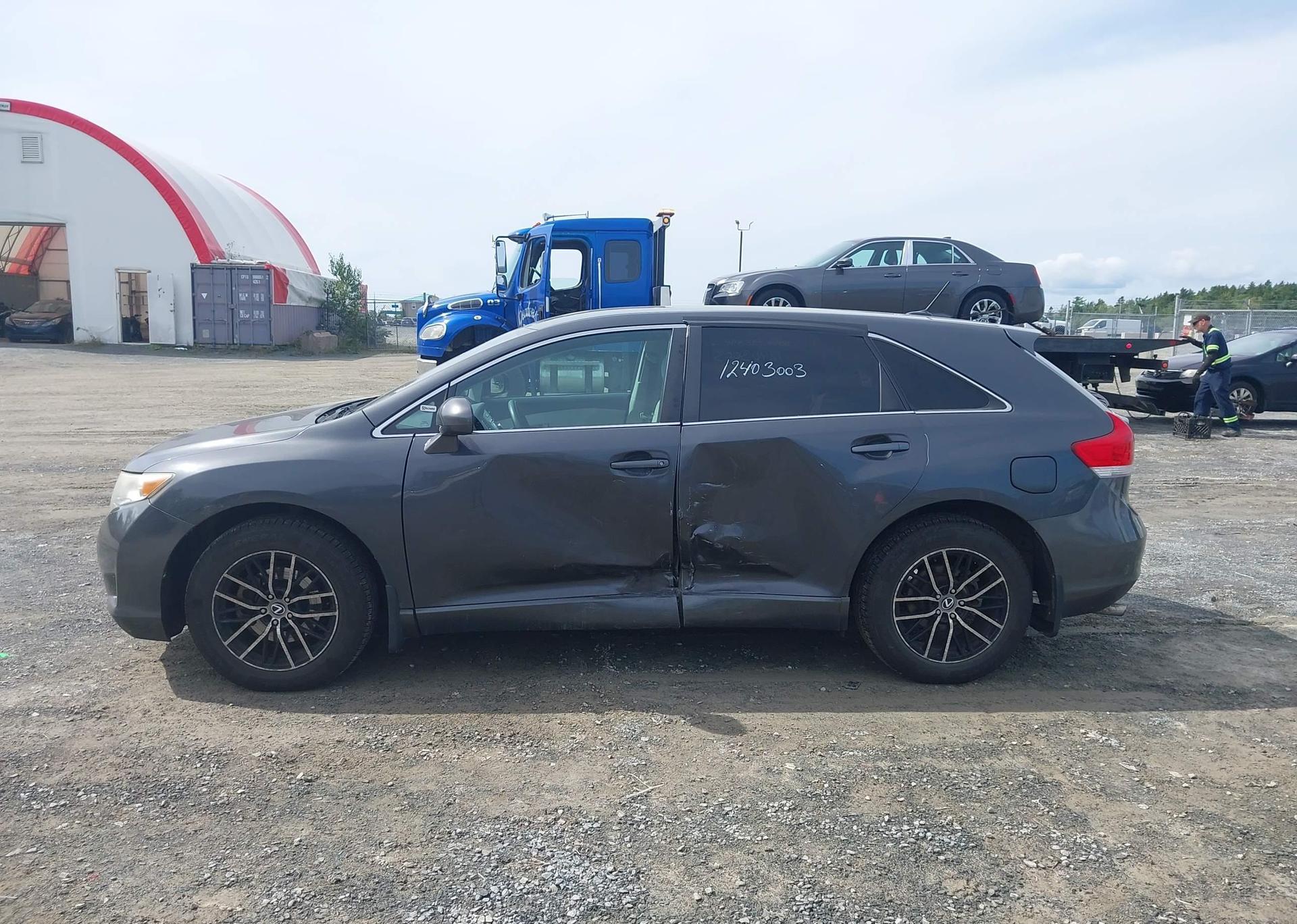 2009 TOYOTA VENZA BASE V6